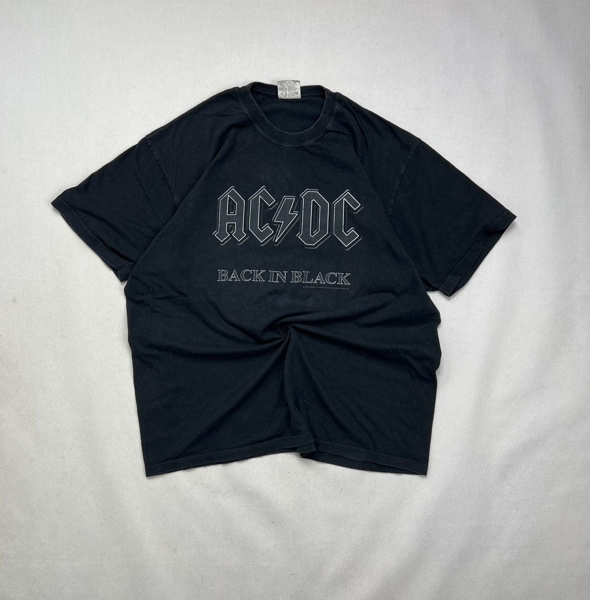 AC/DC Tshirt AC/DC Back In Black 2004 Vintage Black Rock Size US XL / EU 56 / 4 - 1 Thumbnail