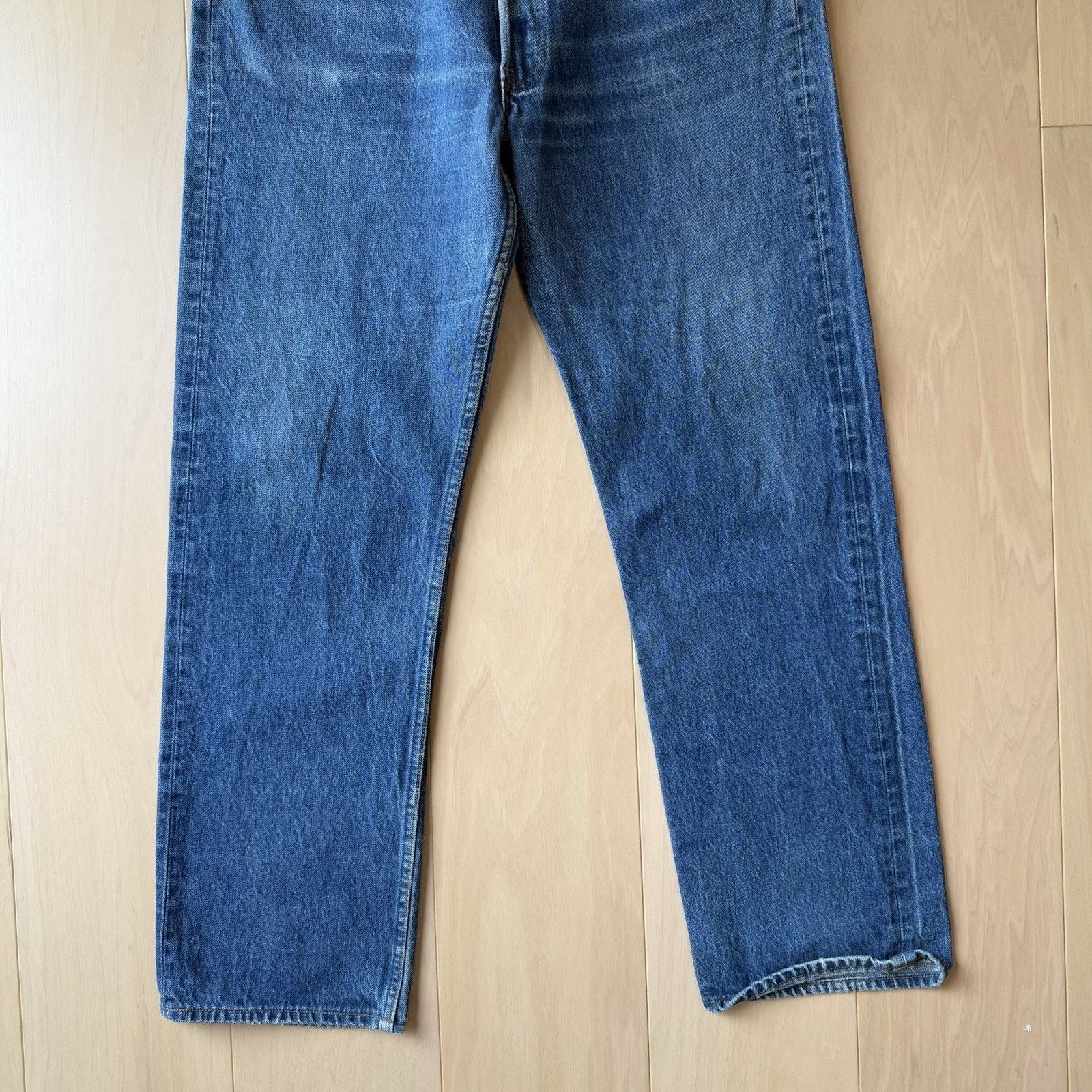 Levi's Vintage Levis 501 Jeans 37 Blue 80s Dark Wash Made in USA Size US 37 - 4 Thumbnail