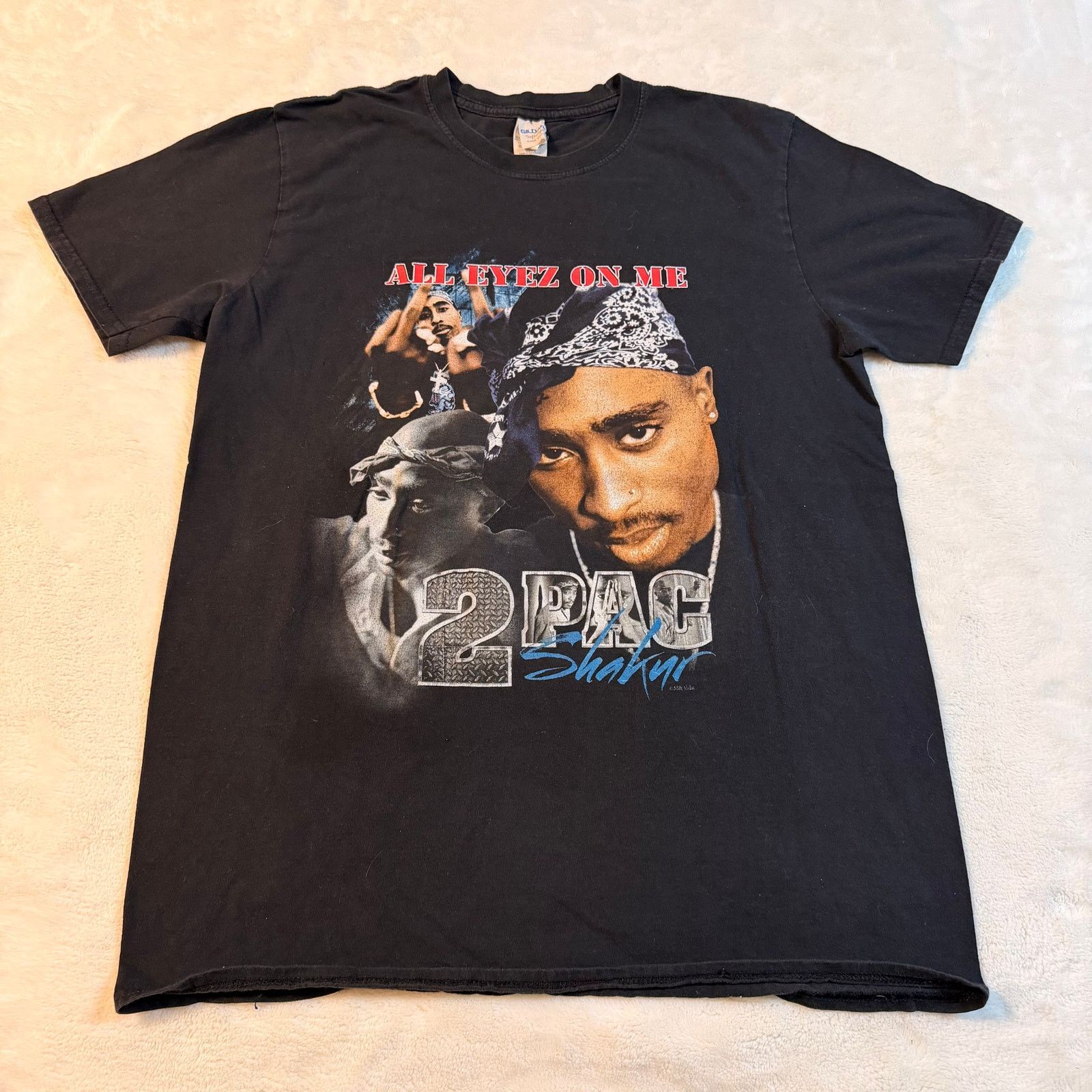 Gildan Vintage 2 Pac Graphic Tee Size US L / EU 52-54 / 3 - 1 Thumbnail