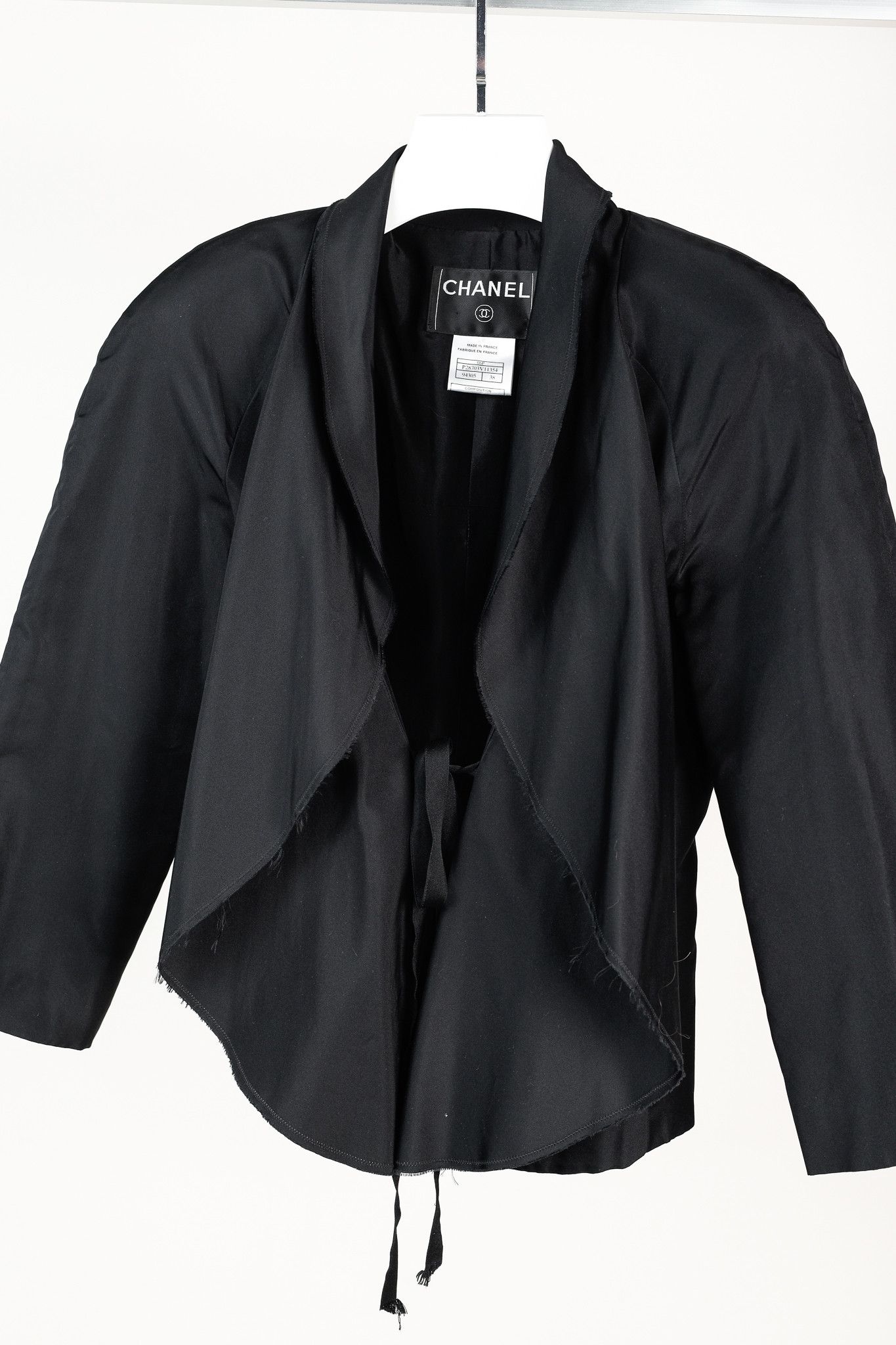 Chanel Chanel SS/06 RTW Runway Black Silk Taffeta Tie-Front Jacket Size S / US 4 / IT 40 - 3 Thumbnail