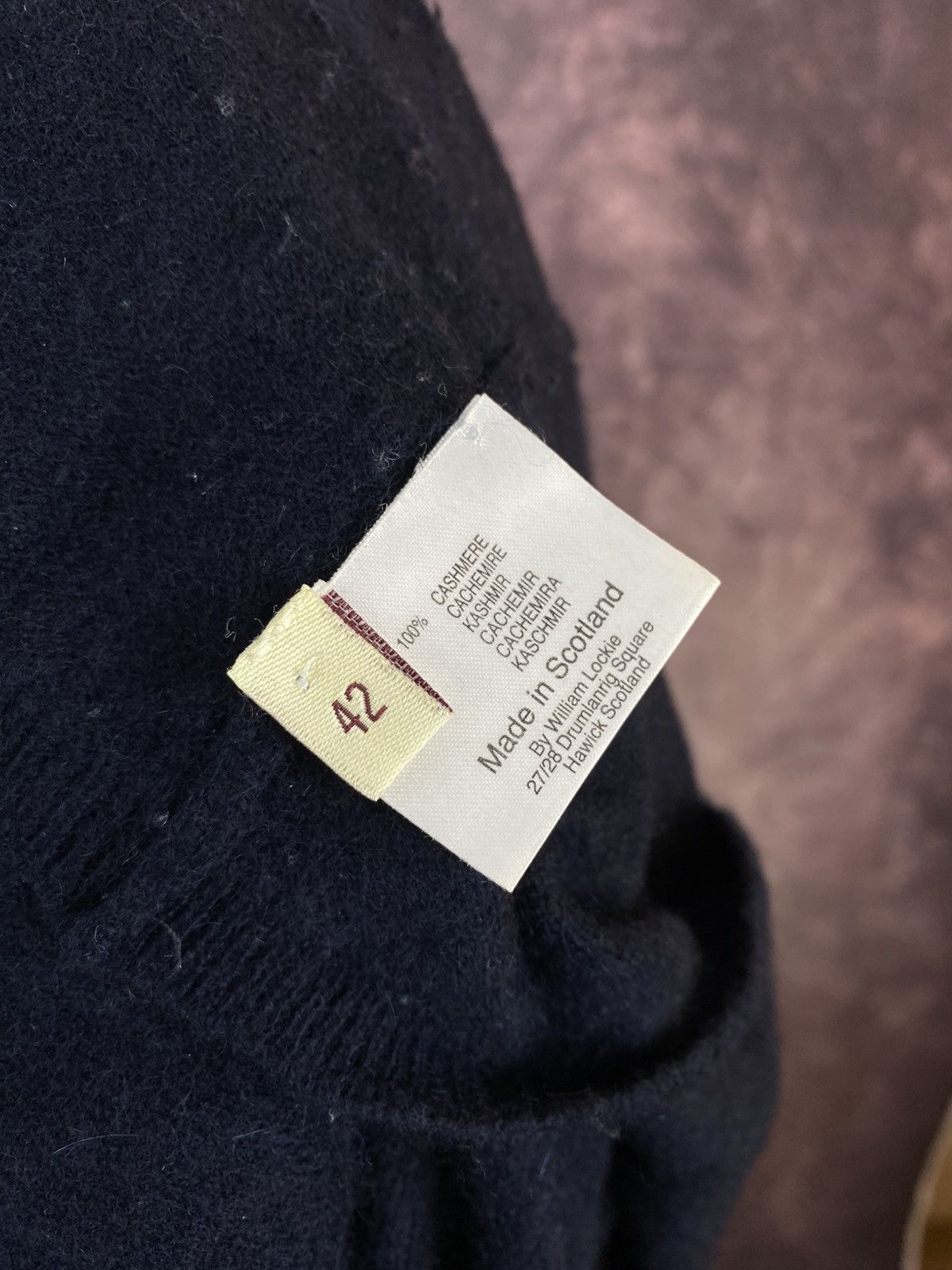 William Lockie William Lockie Pure Cashmere Made in Scotland Size: 42 Size M / US 6-8 / IT 42-44 - 5 Thumbnail