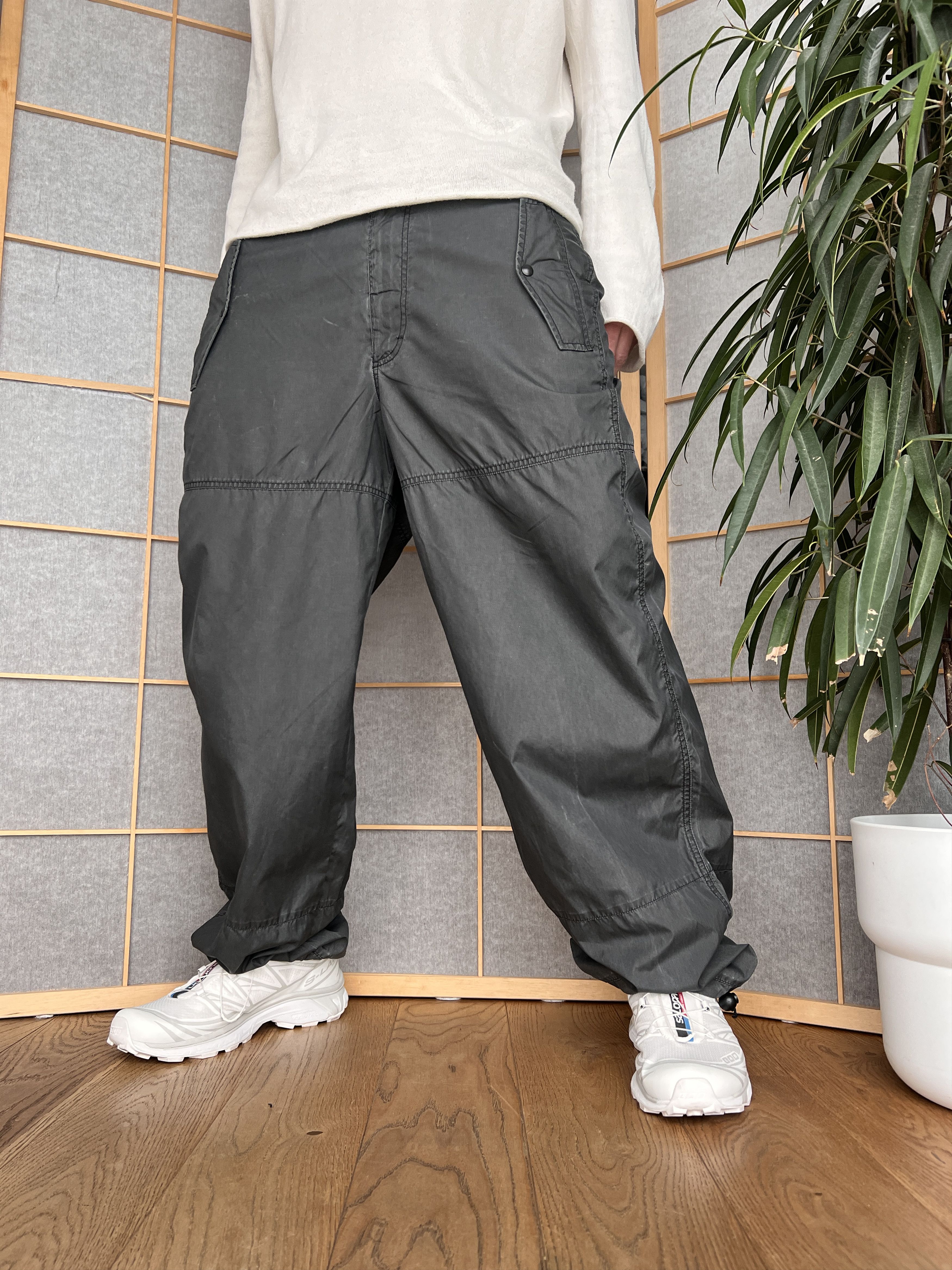 Prada RARE! Prada vintage 2000s nylon parachute pants baggy sport Size US 36 / EU 52 - 25 Thumbnail