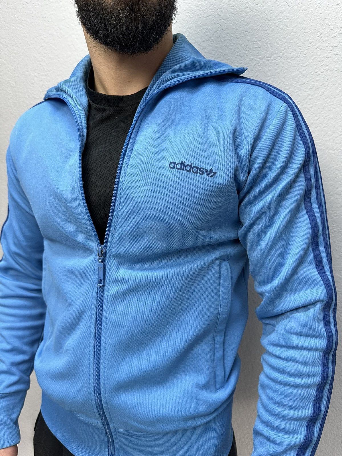 Adidas × Vintage Vintage Adidas Blokecore Track Jacket Blue Big Logo Y2K Size US S / EU 44-46 / 1 - 3 Thumbnail
