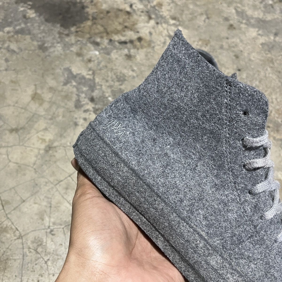Converse × JW Anderson Converse JW Anderson Felt Grey Size US 8.5 / EU 41-42 - 2 Thumbnail