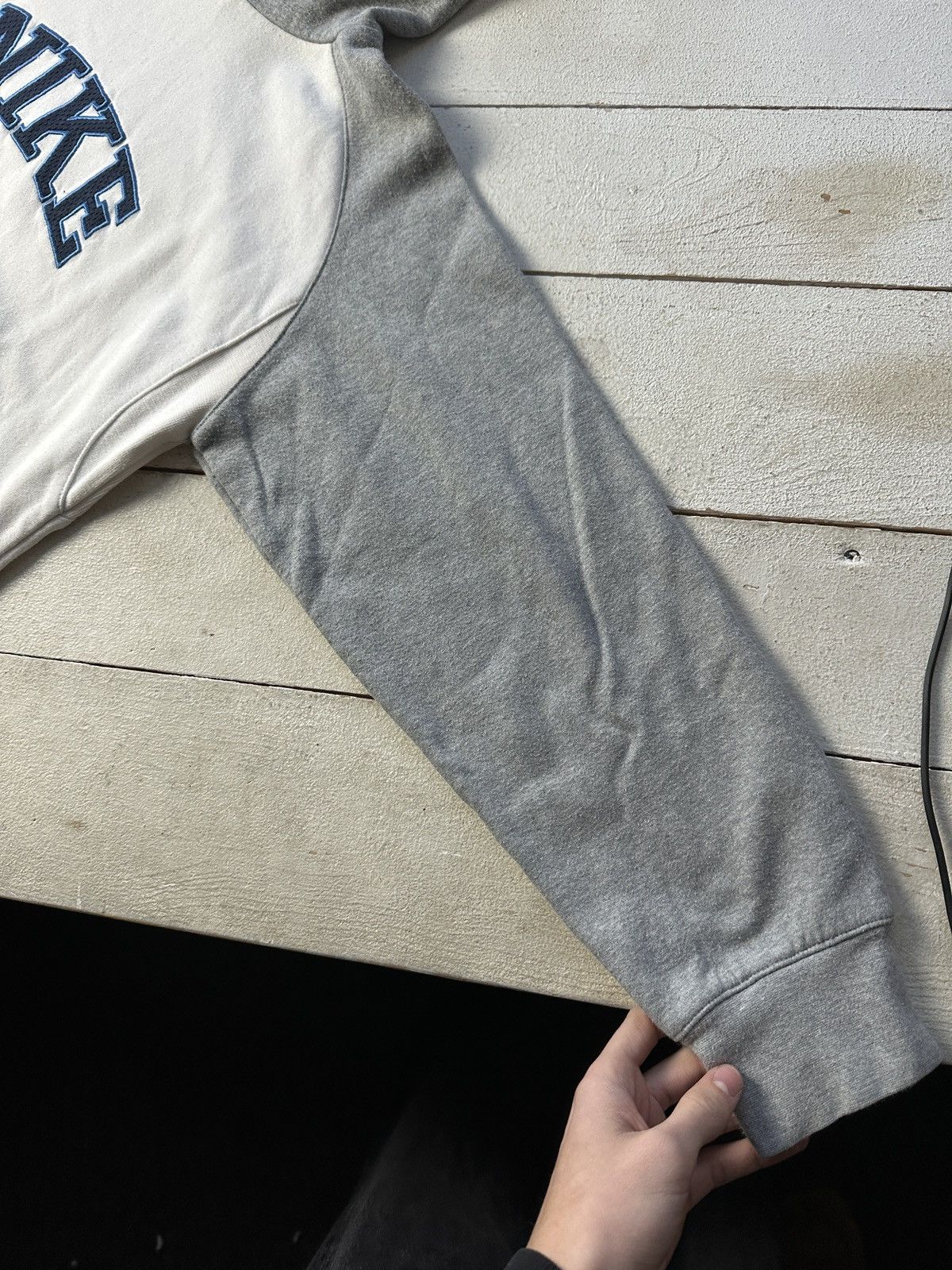 Nike 🚨Nike Y2K White BOXY Hoodie RARE Vintage Skategang Drill Size US S / EU 44-46 / 1 - 3 Thumbnail