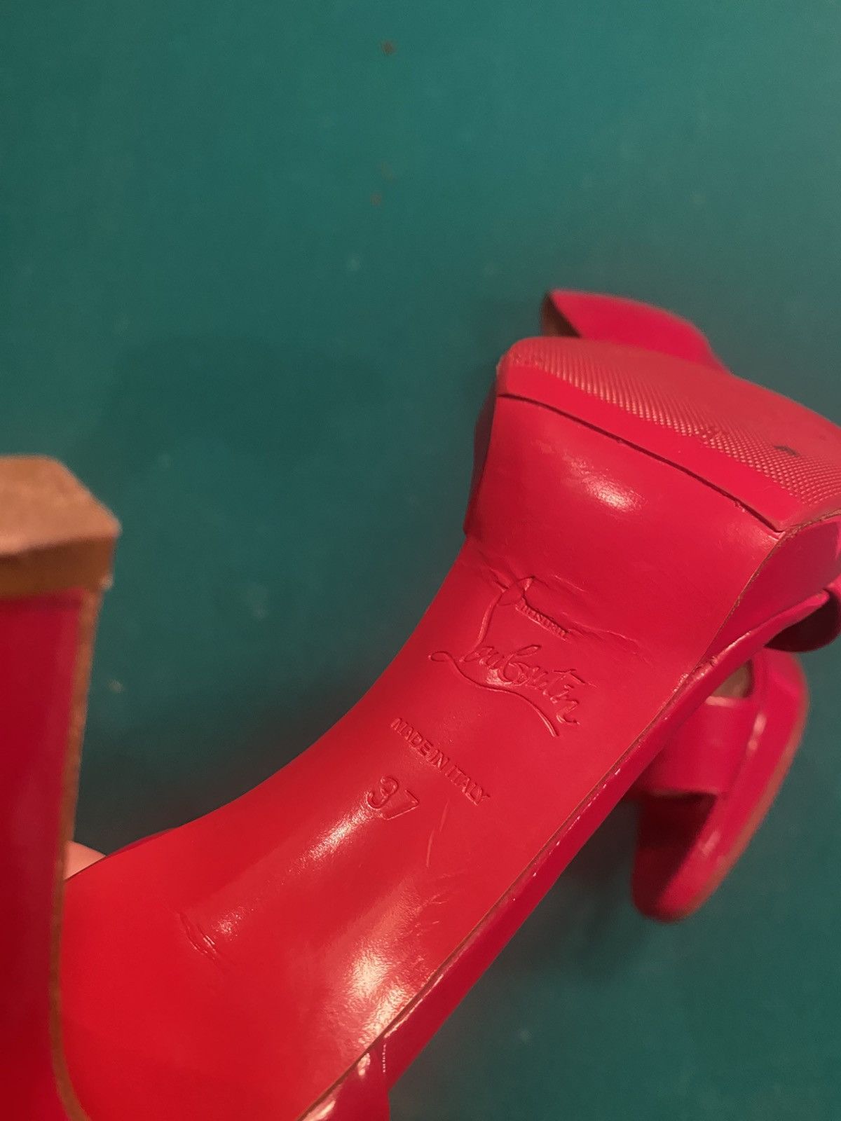 Christian Louboutin Red Christian LouBouton heels Size US 7 / IT 37 - 8 Thumbnail