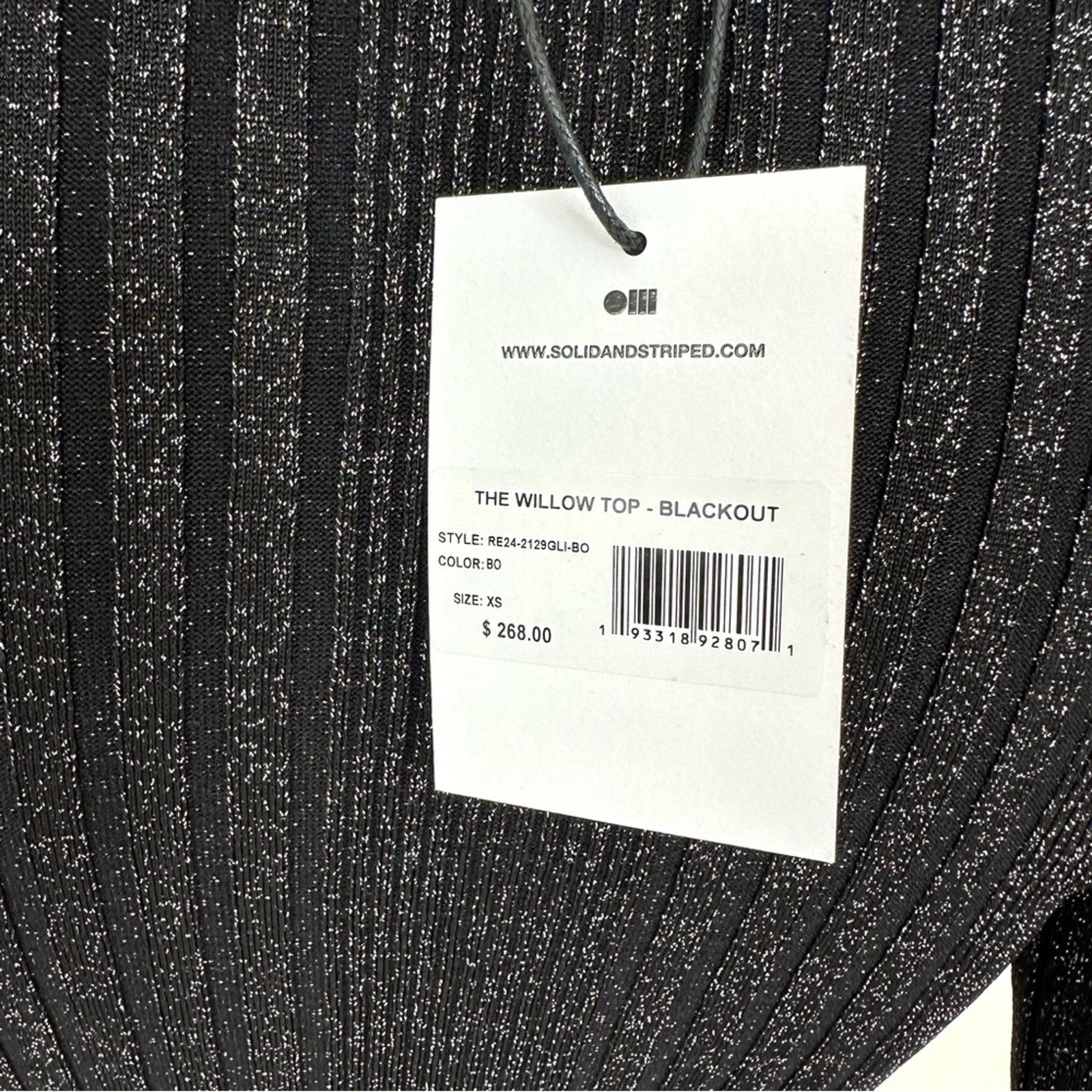 NWT!!! Solid and striped shimmer top size XS Retail 268$