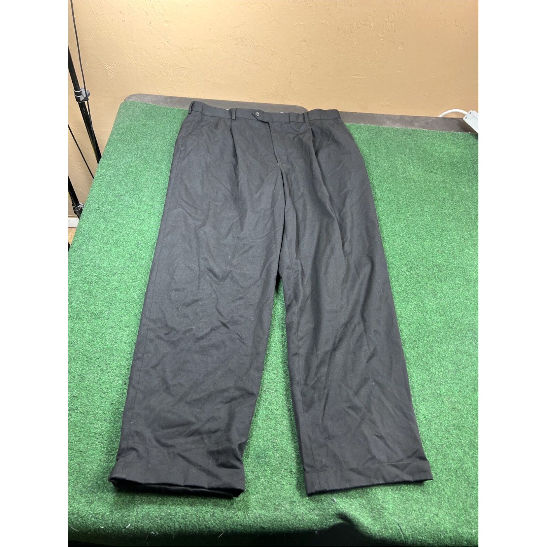 Joseph Joseph & Feiss International Slacks Pants Men's Size 40 x 30 Black Pleated Cuffs Size US 39 - 1 Thumbnail