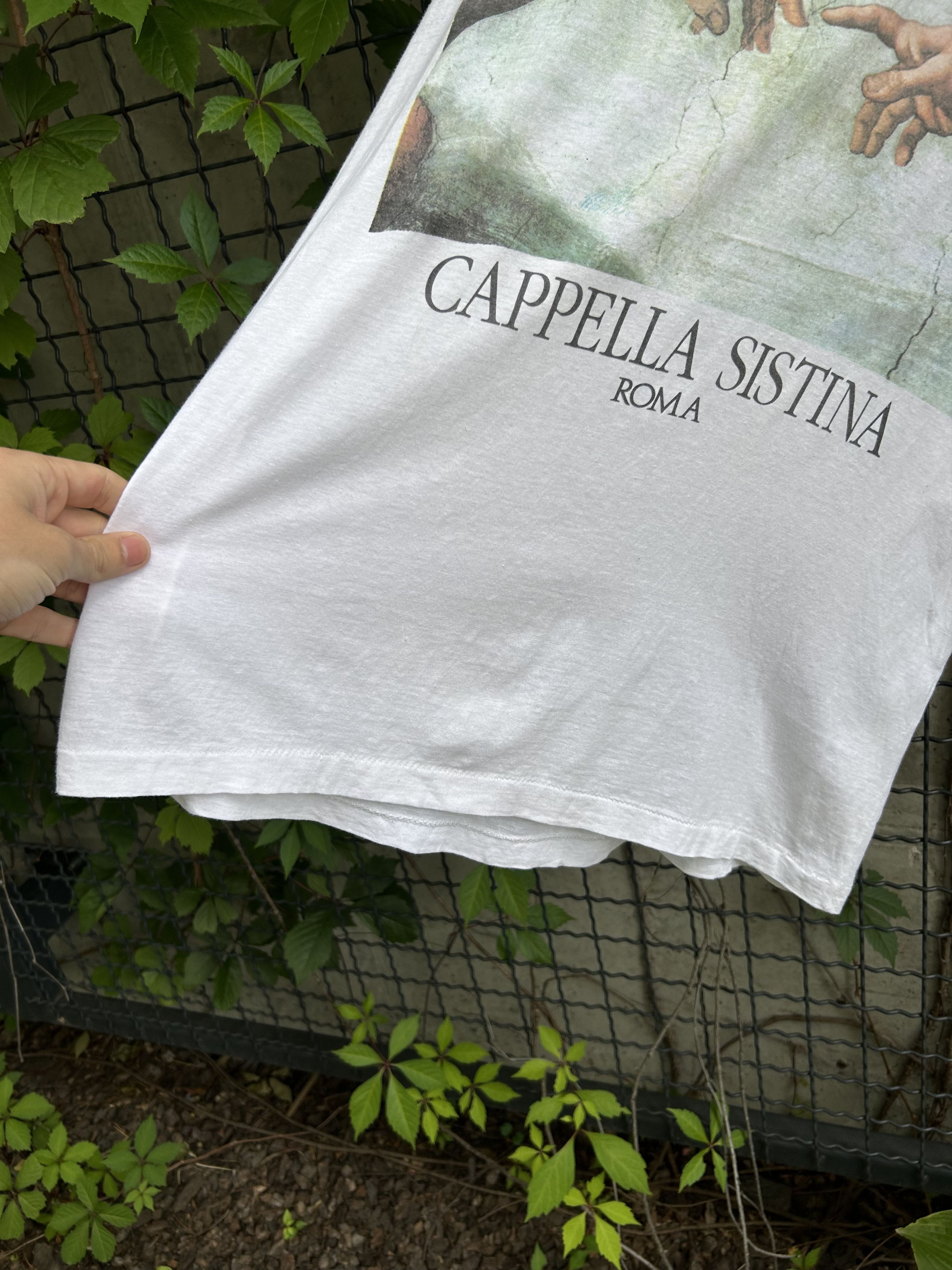 Vintage Vintage 90s Michelangelo Chapella Sistina Roma Art T-shirt Size US L / EU 52-54 / 3 - 8 Thumbnail