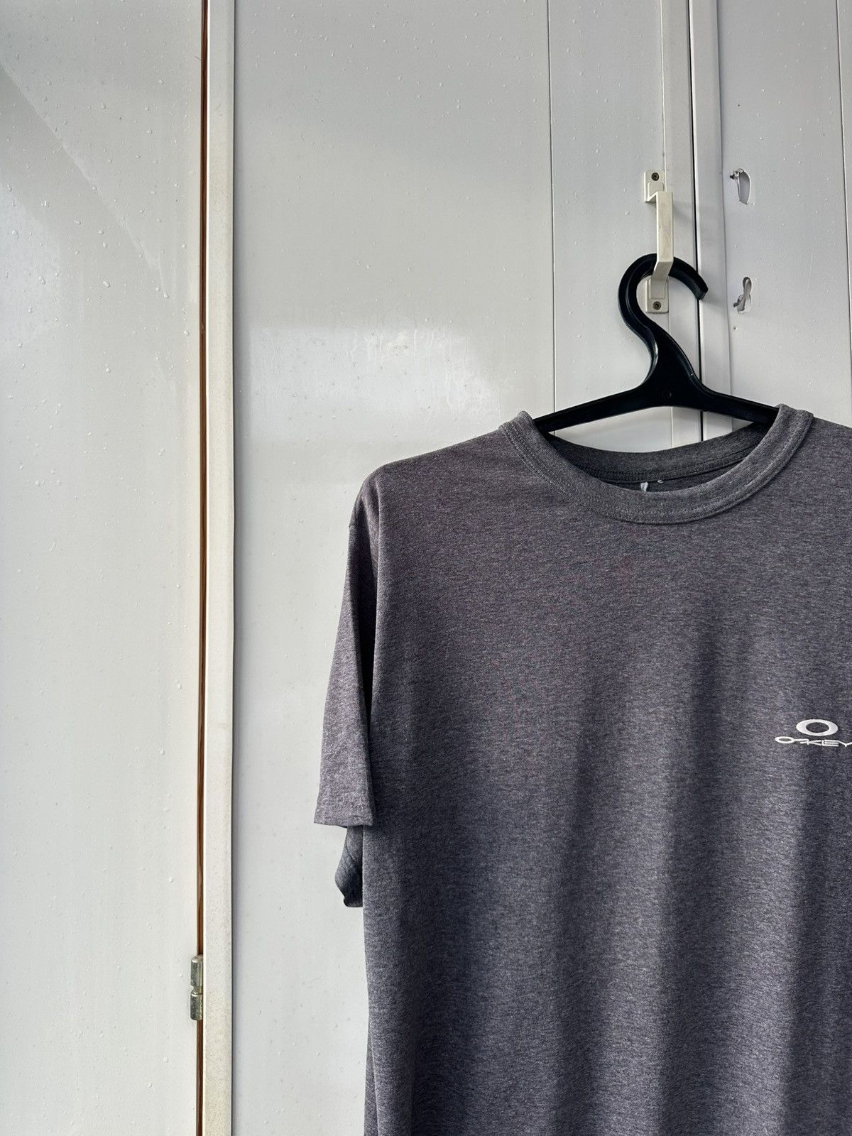 Oakley Vintage Oakley T-shirt Mens Grey Logo Size US XL / EU 56 / 4 - 2 Thumbnail