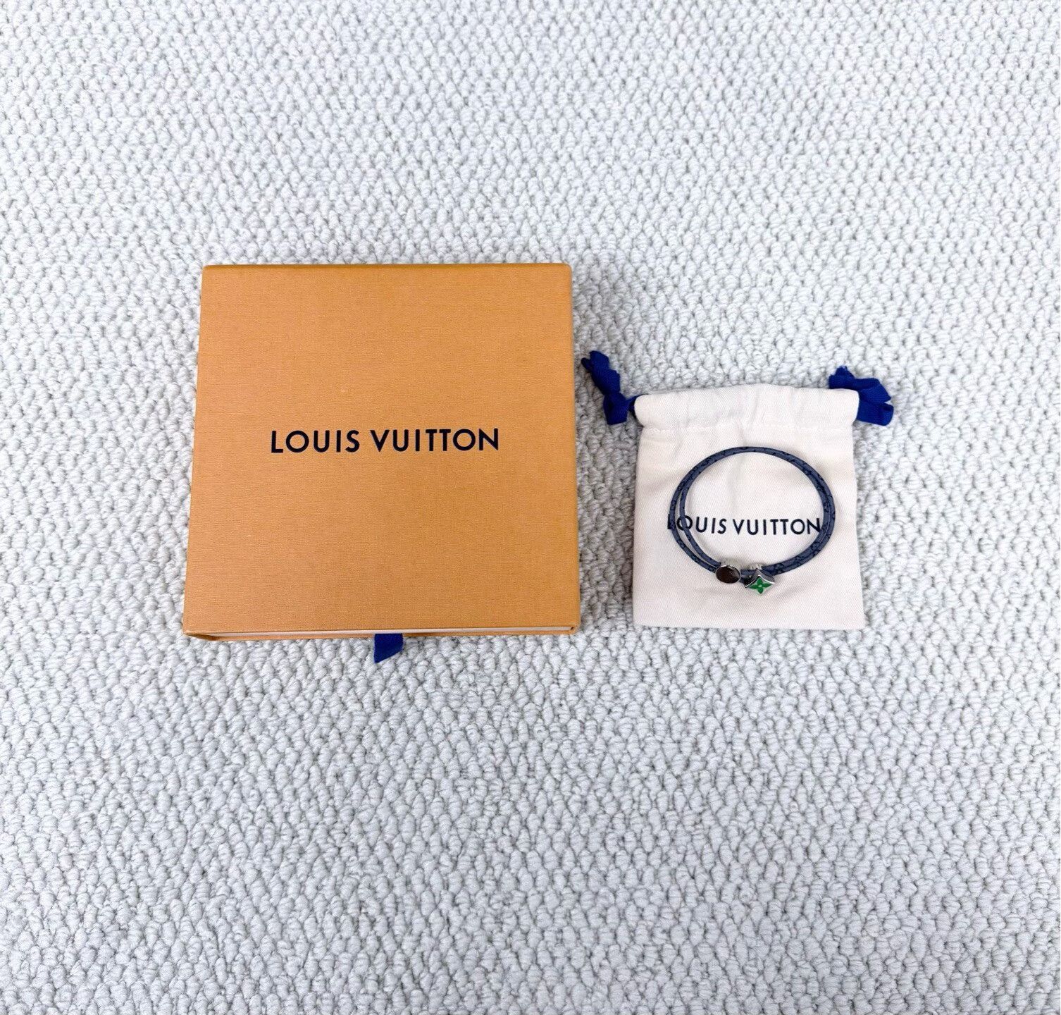 Louis Vuitton louis vuitton adjustable floral logo bracelet Size ONE SIZE - 1 Thumbnail
