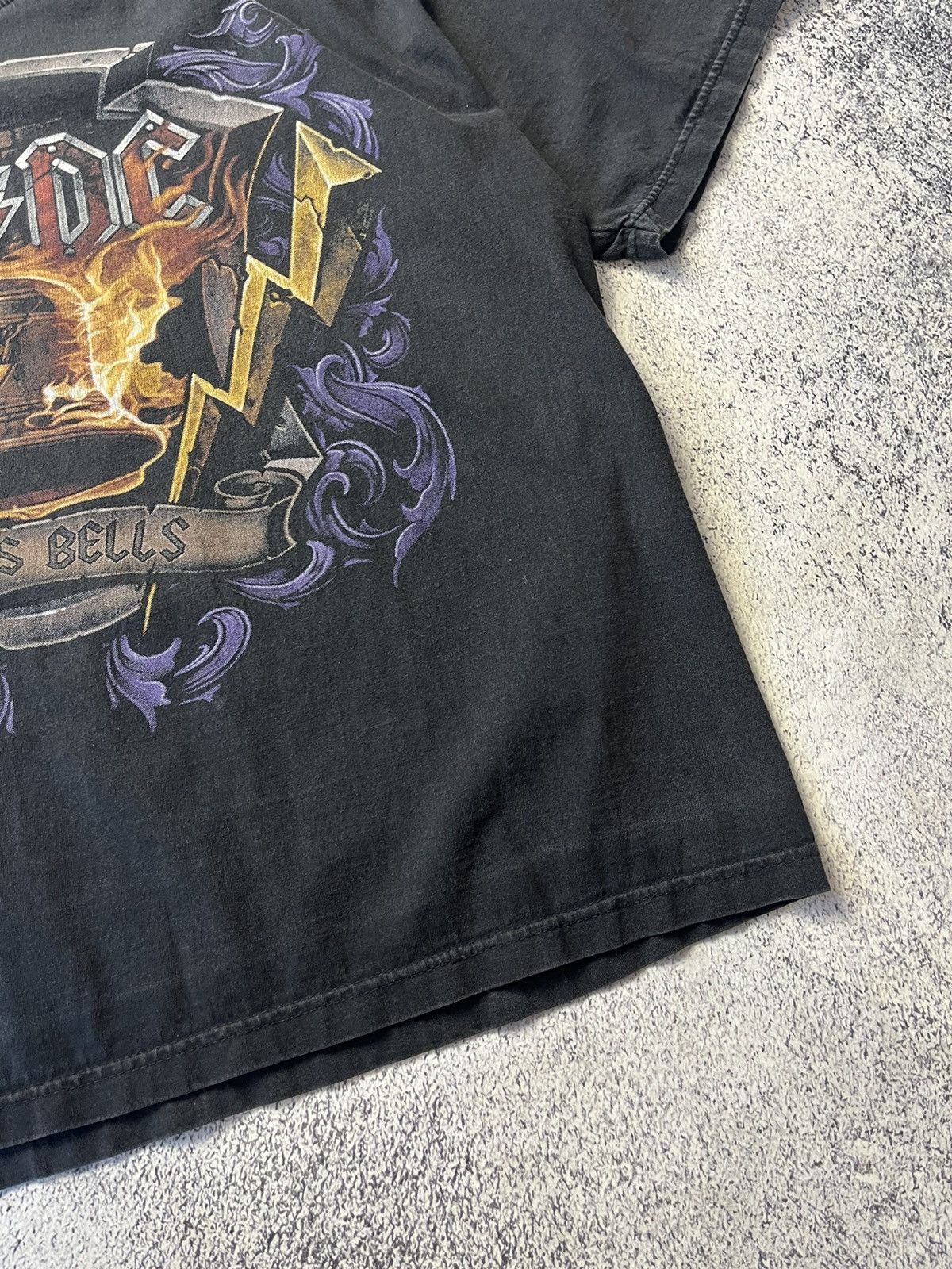AC/DC Vintage Rare AC/DC Hells Bells Rock Band T Shirt Size US XL / EU 56 / 4 - 18 Thumbnail