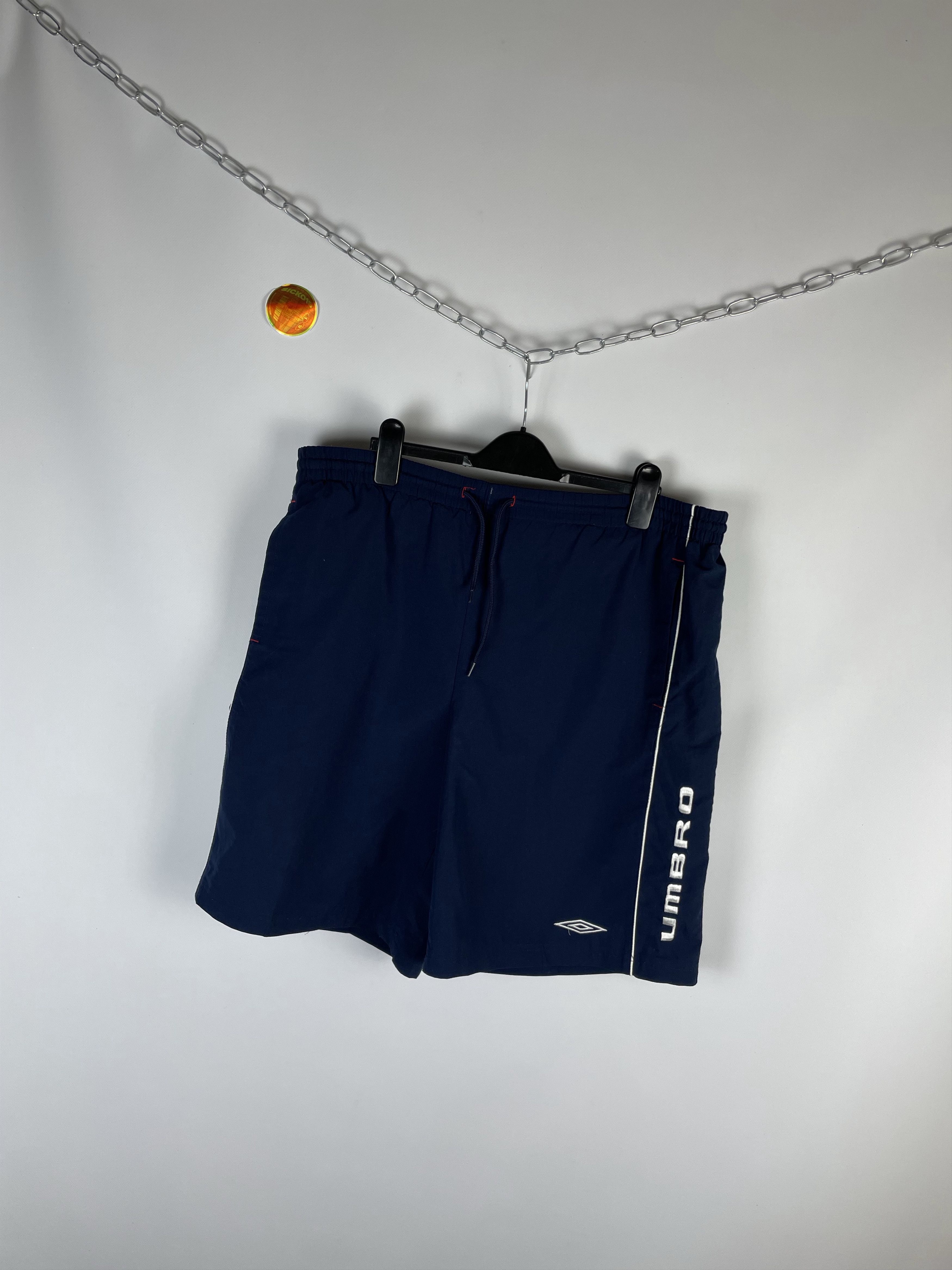 Umbro Vintage Umbro Shorts 90s Size US 36 / EU 52 - 2 Thumbnail