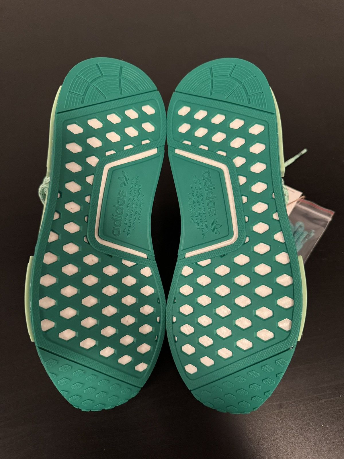 Adidas × Pharrell ADIDAS NMD HU PHARRELL GREEN COMPLEXLAND Size US 9 / EU 42 - 5 Thumbnail