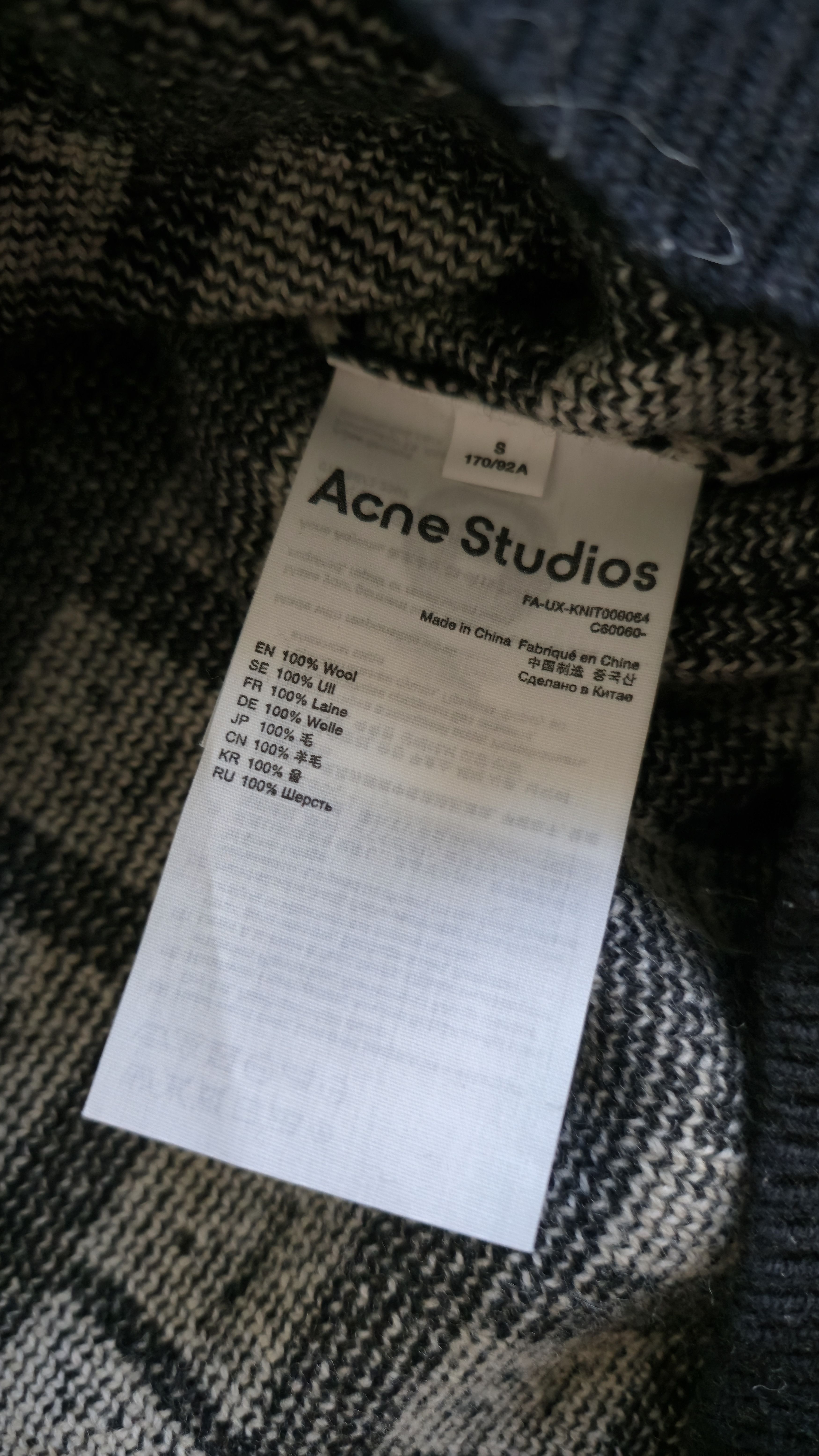 Acne Studios Acne Distorted Face Sweater Size S Size US S / EU 44-46 / 1 - 5 Thumbnail