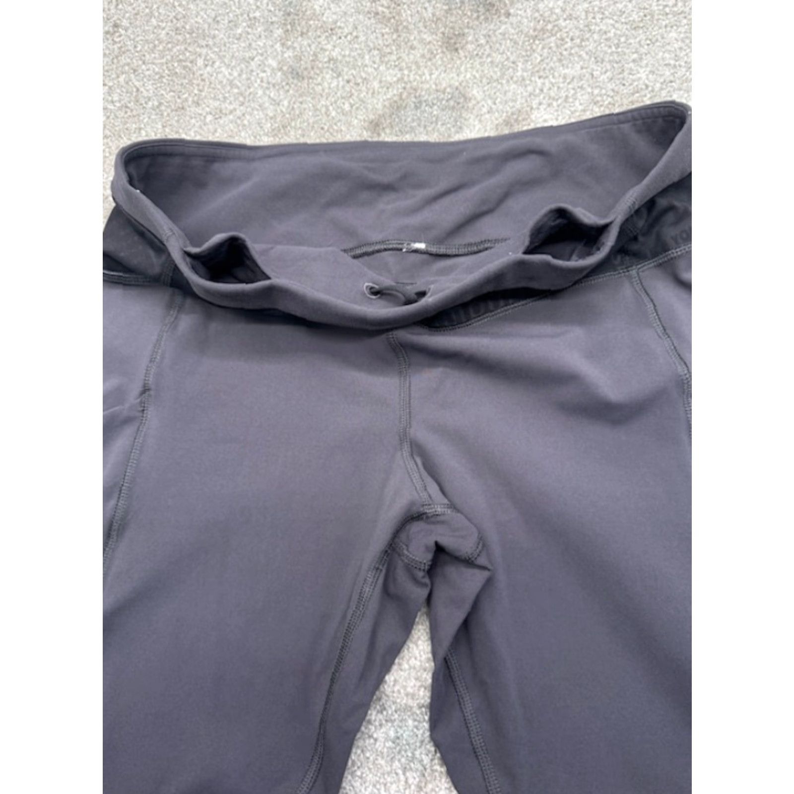 Lululemon Lululemon Leggings Black 10 Pockets Inspirational Quotes Zippered Pocket Size 10 Women Activewear Leggings Size 32" / US 10 / IT 46 - 7 Thumbnail