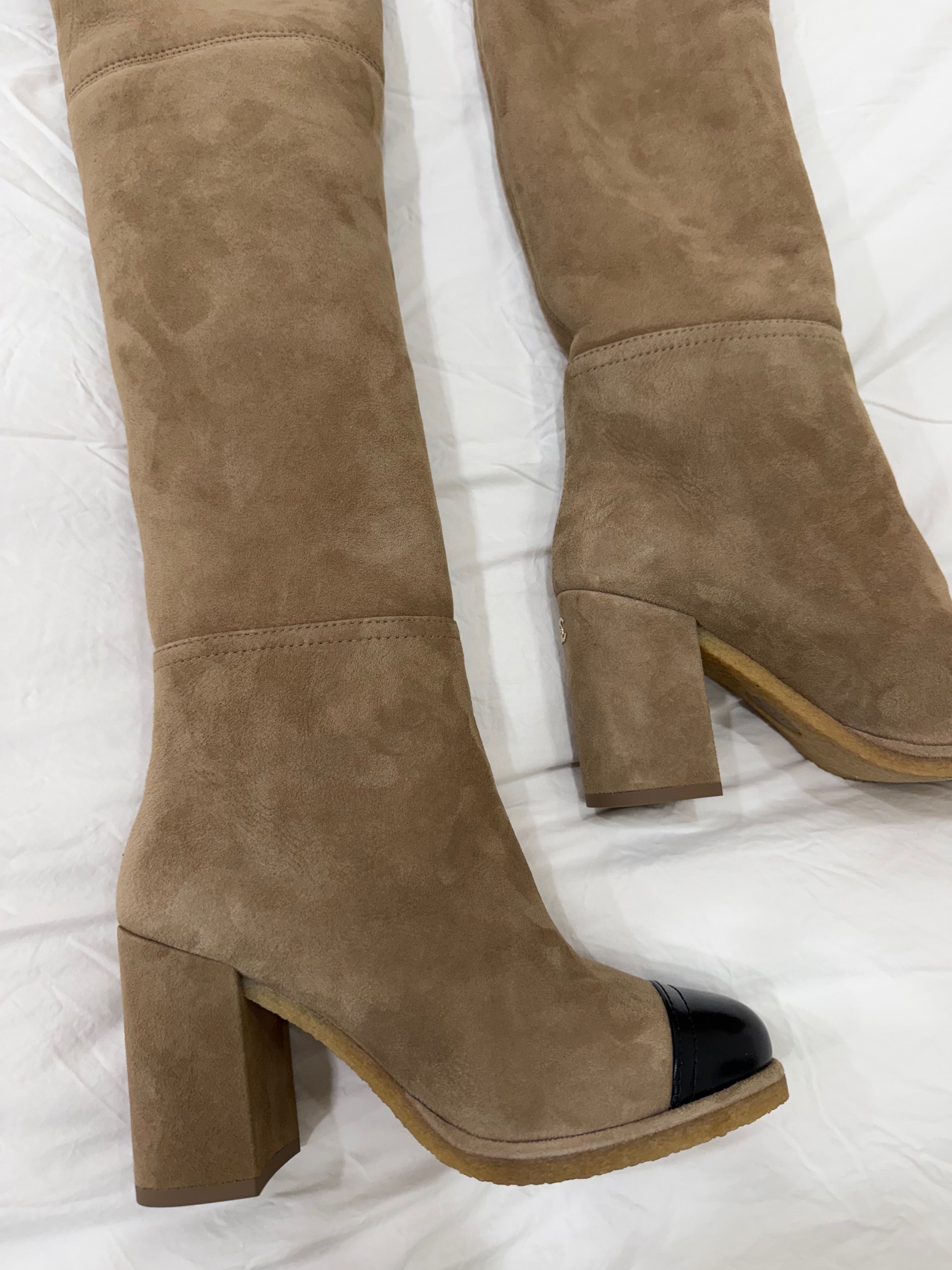 Chanel 24K Suede Shearling Fur Thigh High OTK Block Heel Boots 37 Size US 7 / IT 37 - 20 Thumbnail