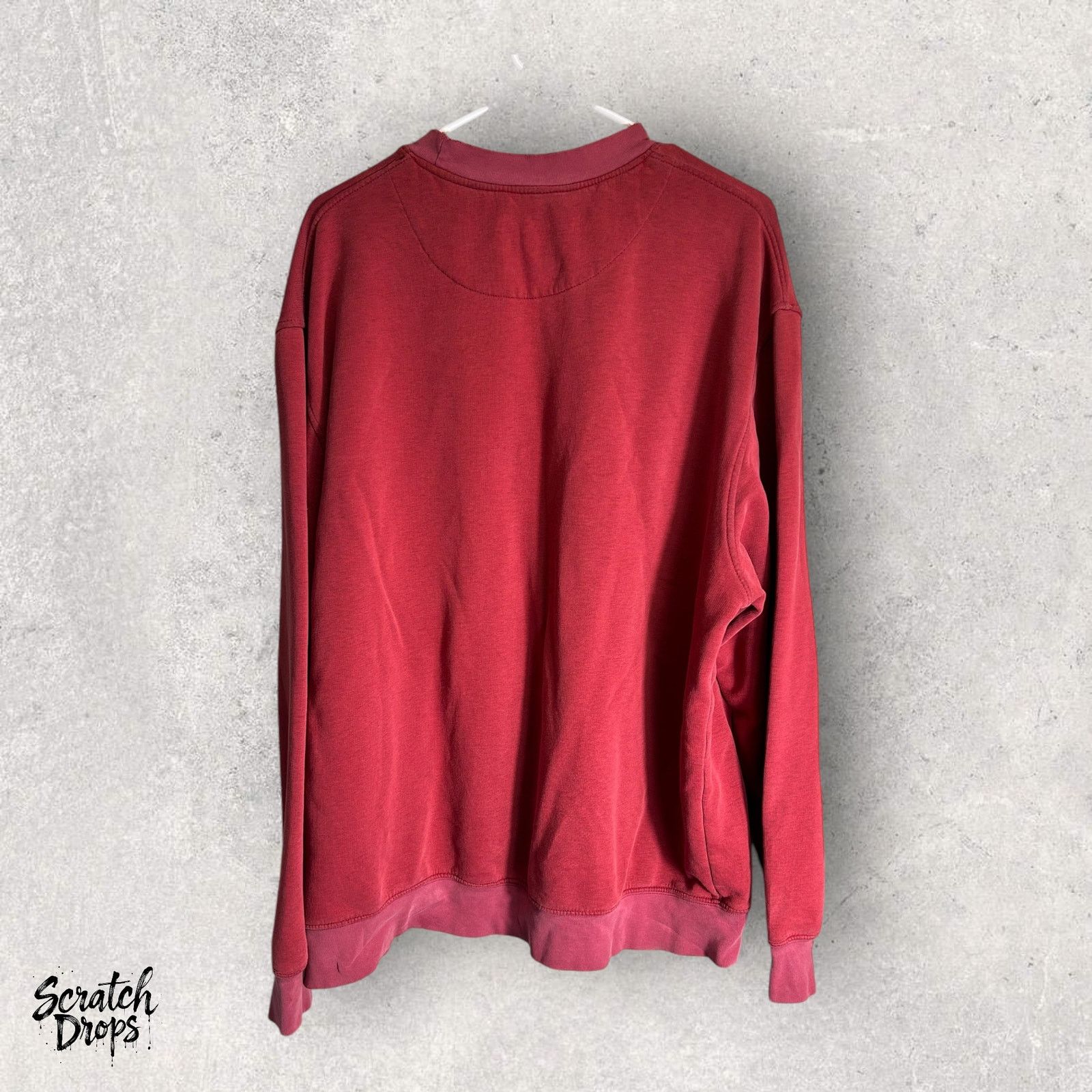 Nike VTG Nike Crew Neck Sweatshirt XL Red Embroidered Grey Y2K Size US XL / EU 56 / 4 - 4 Thumbnail