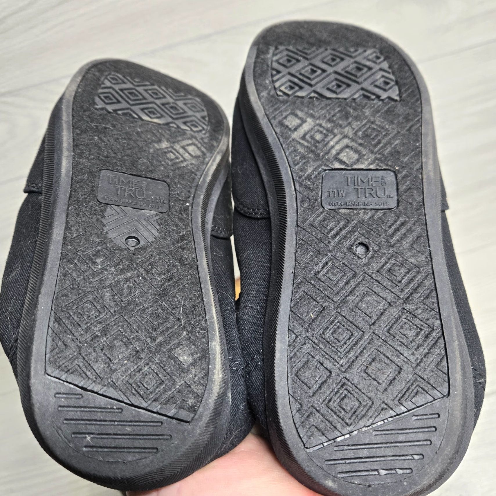 Vintage Time And Tru Black Loafer Scrunch Women Wide 11 US 43 EU 9 UK 9 Brand New Lace Up Studded Memory Foam Flat Square Toe Slip On Footwear Size US 11 / IT 41 - 7 Thumbnail