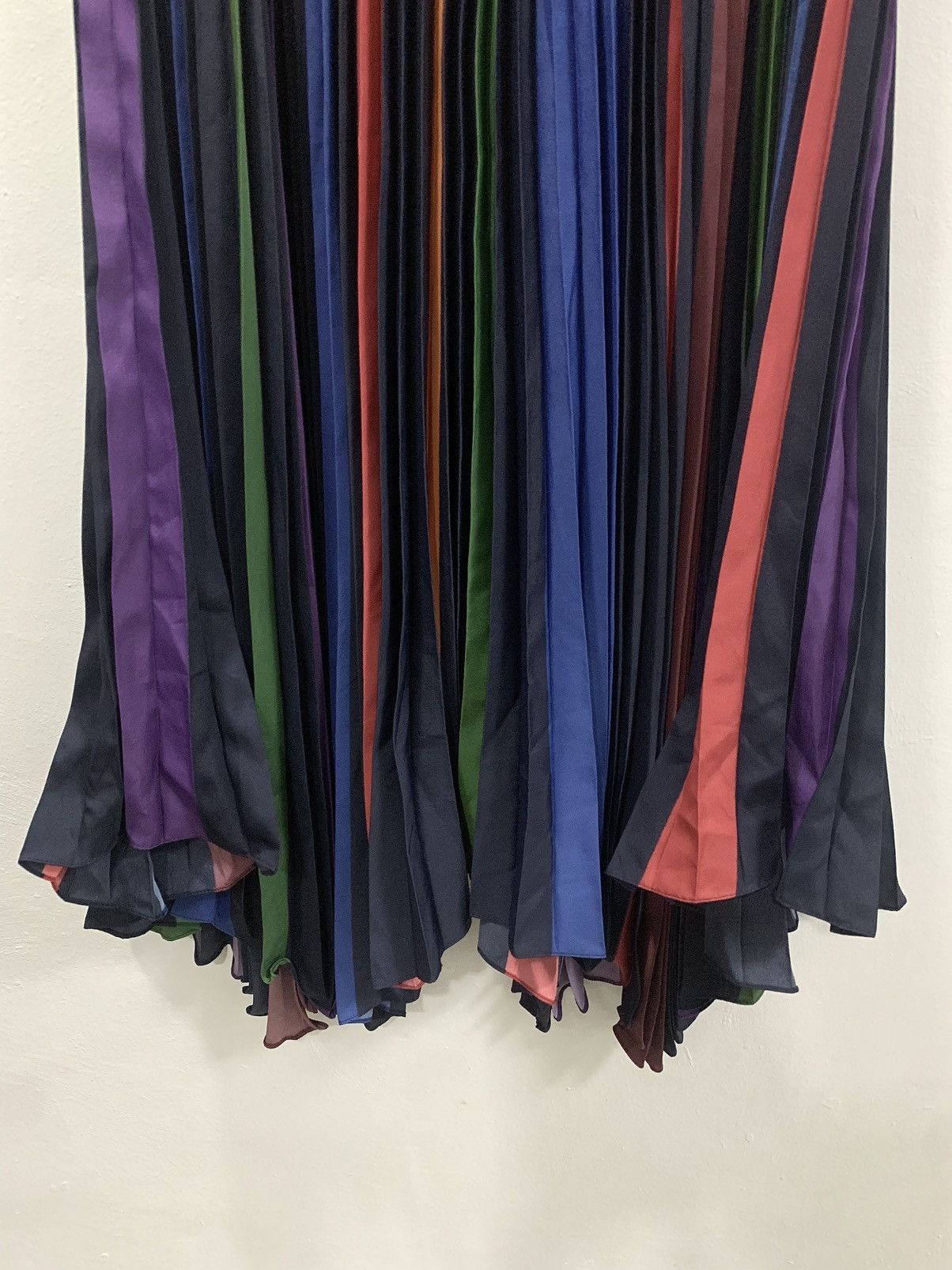 Polo Ralph Lauren POLO RALPH LAUREN STRIPED PLEATED CREPE HANDKERCHIEF SKIRT Size 24" / US 00 / IT 34 - 8 Thumbnail
