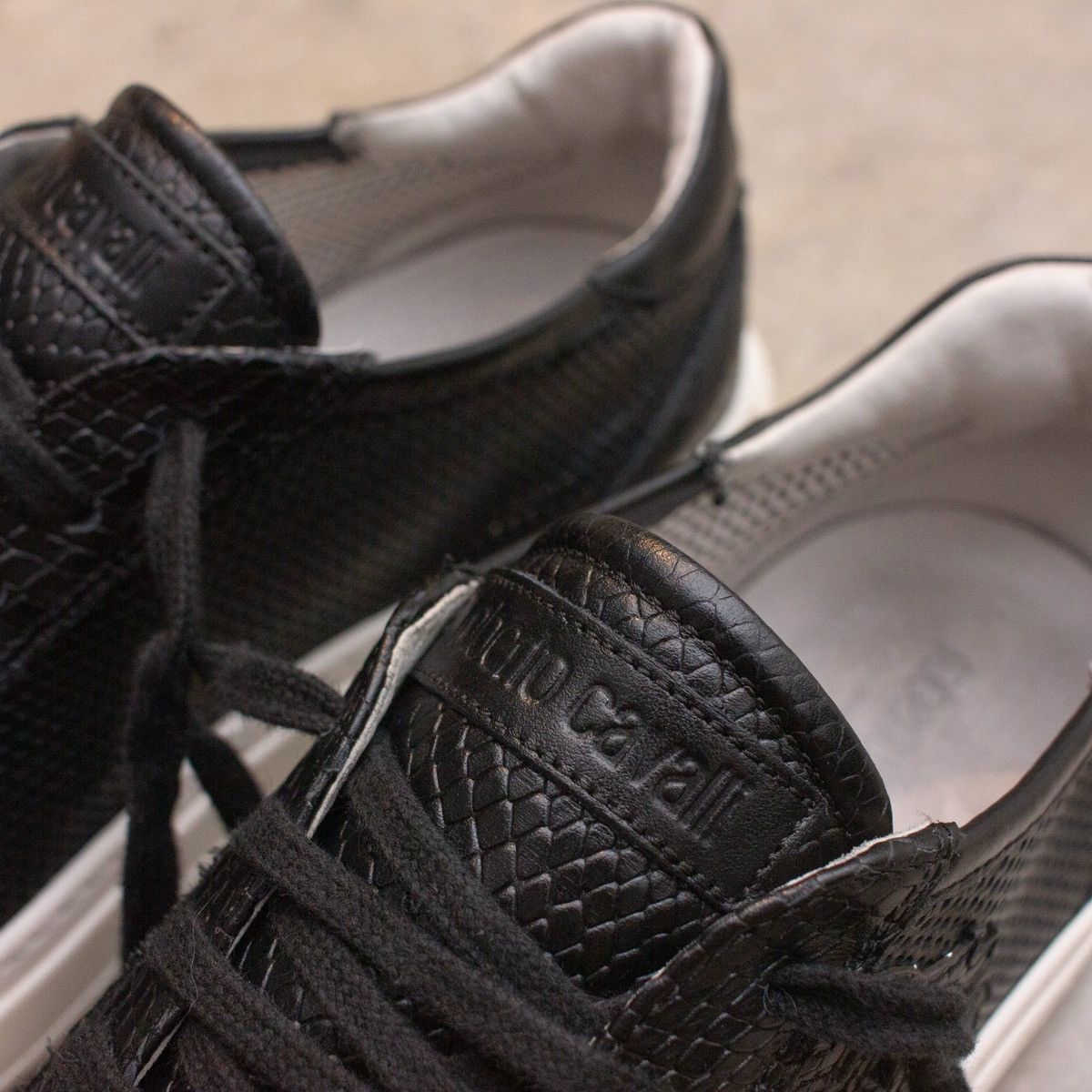 Roberto Cavalli 495$MRP ROBERTO CAVALLI Snake-Print Leather Sneakers Mens Size US 8 / EU 41 - 13 Thumbnail