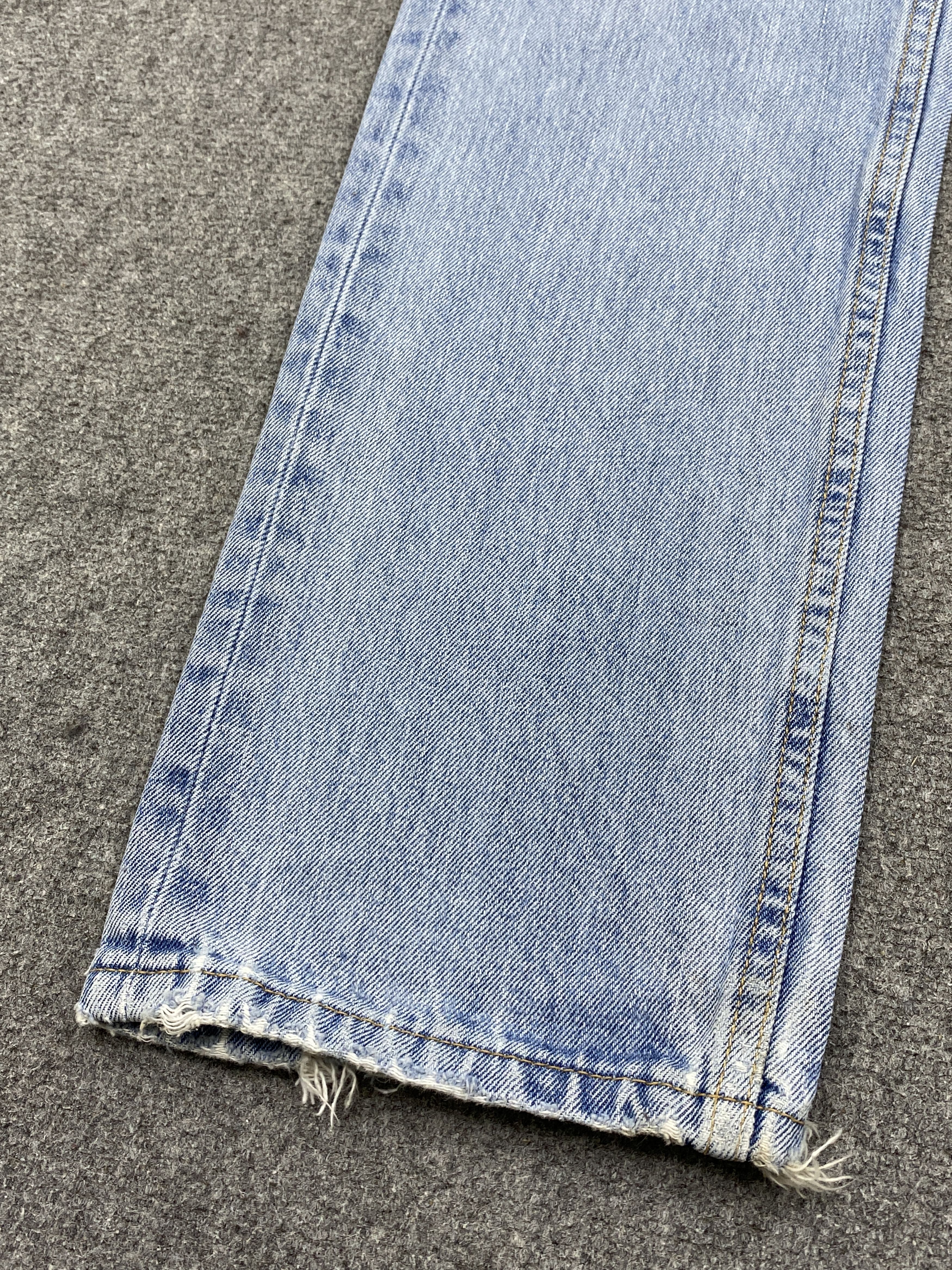 Levi's Vintage Levi's 501 Light Blue Jeans DP2769 Size US 32 / EU 48 - 7 Thumbnail