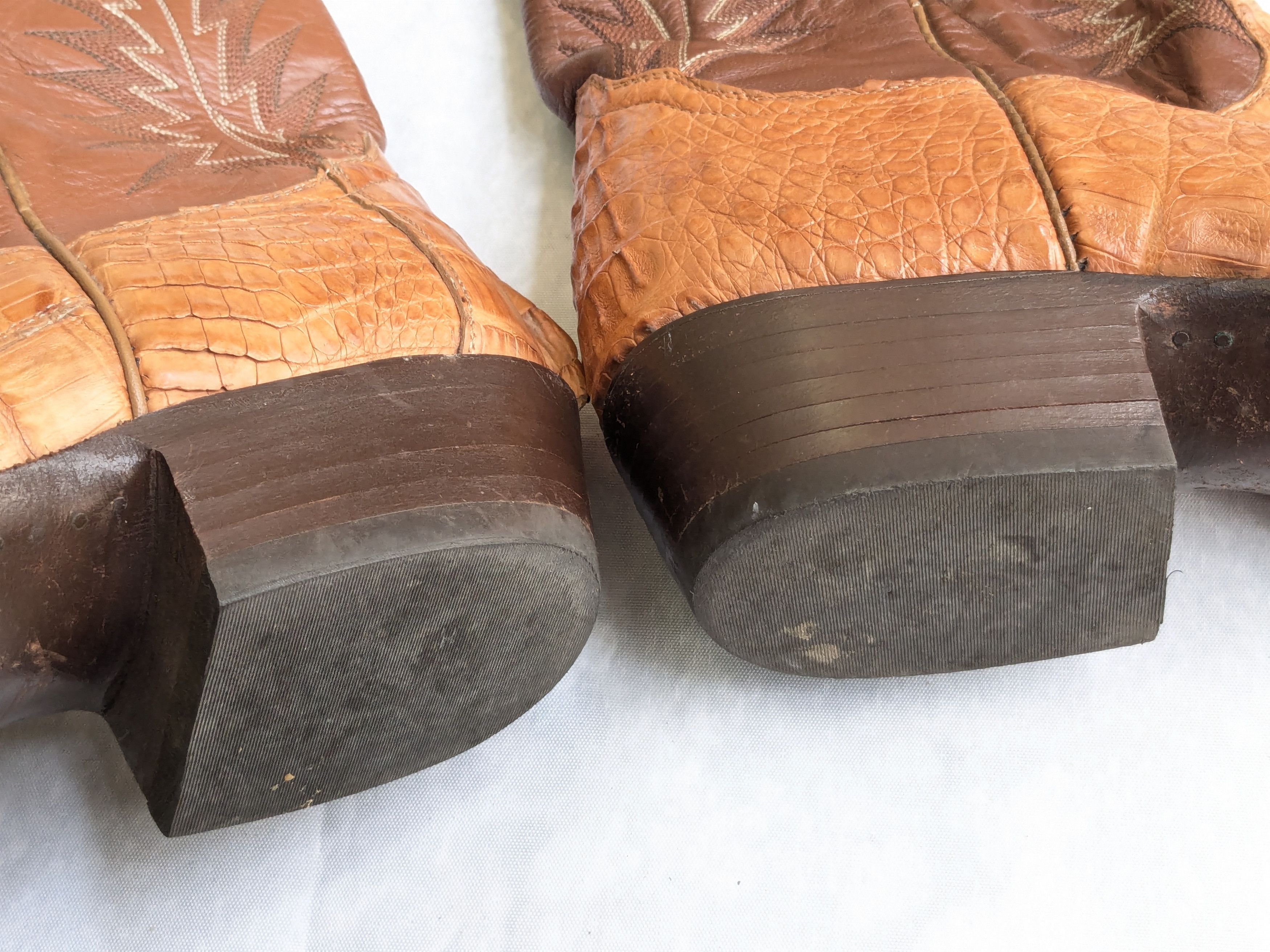 Genuine Leather Vintage Cowboy Boots Crocodile Brown 9.5 EE Wide USA Size US 9.5 / EU 42-43 - 12 Thumbnail
