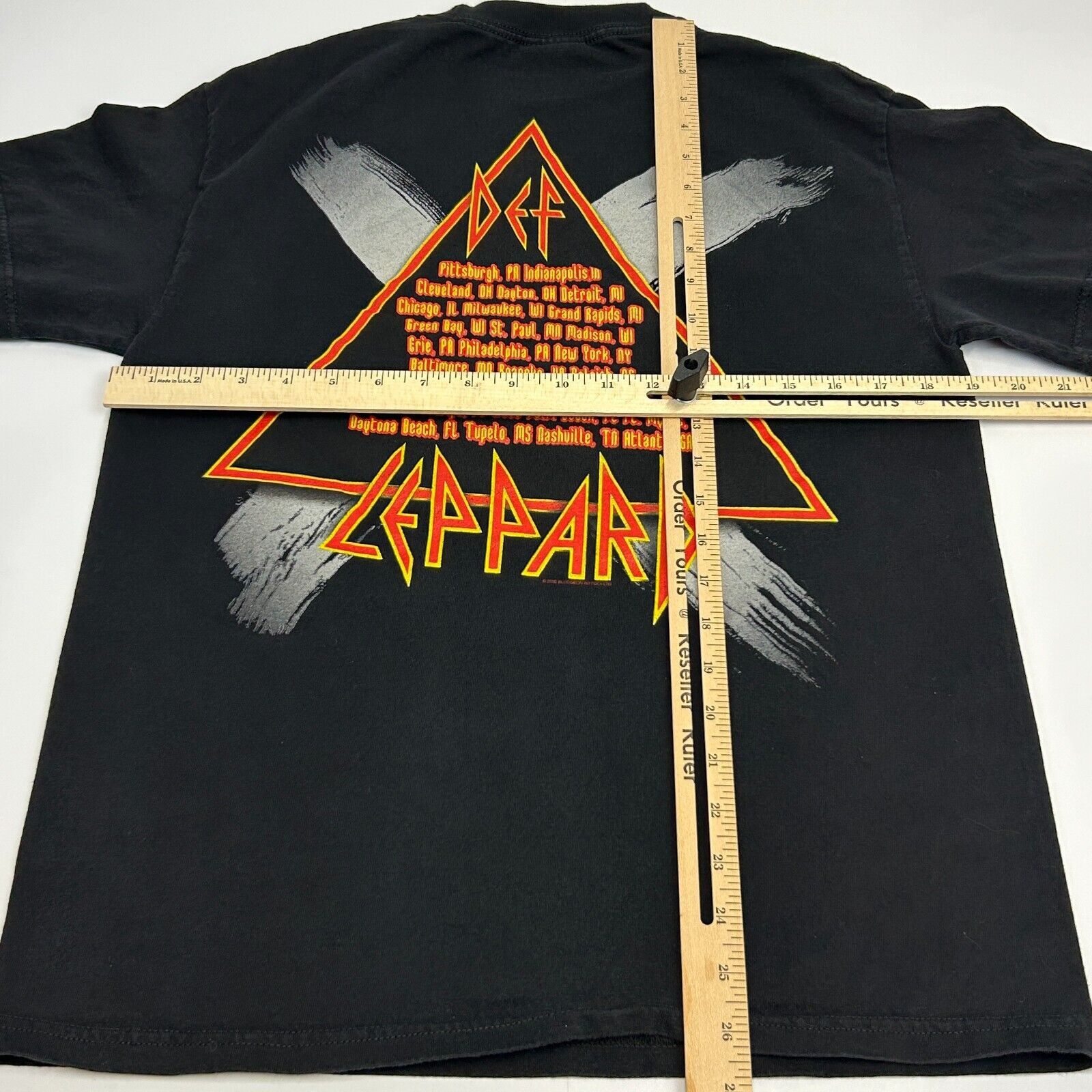 Vintage Vintage Def Leppard 2002 X Tour T Shirt Ten Concert M Medium Size US M / EU 48-50 / 2 - 9 Thumbnail