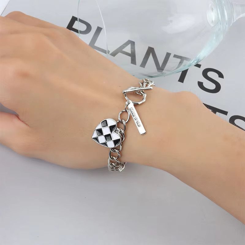 Jewelry Love Heart Pendant OT Clasp Bracelets Size ONE SIZE - 3 Thumbnail