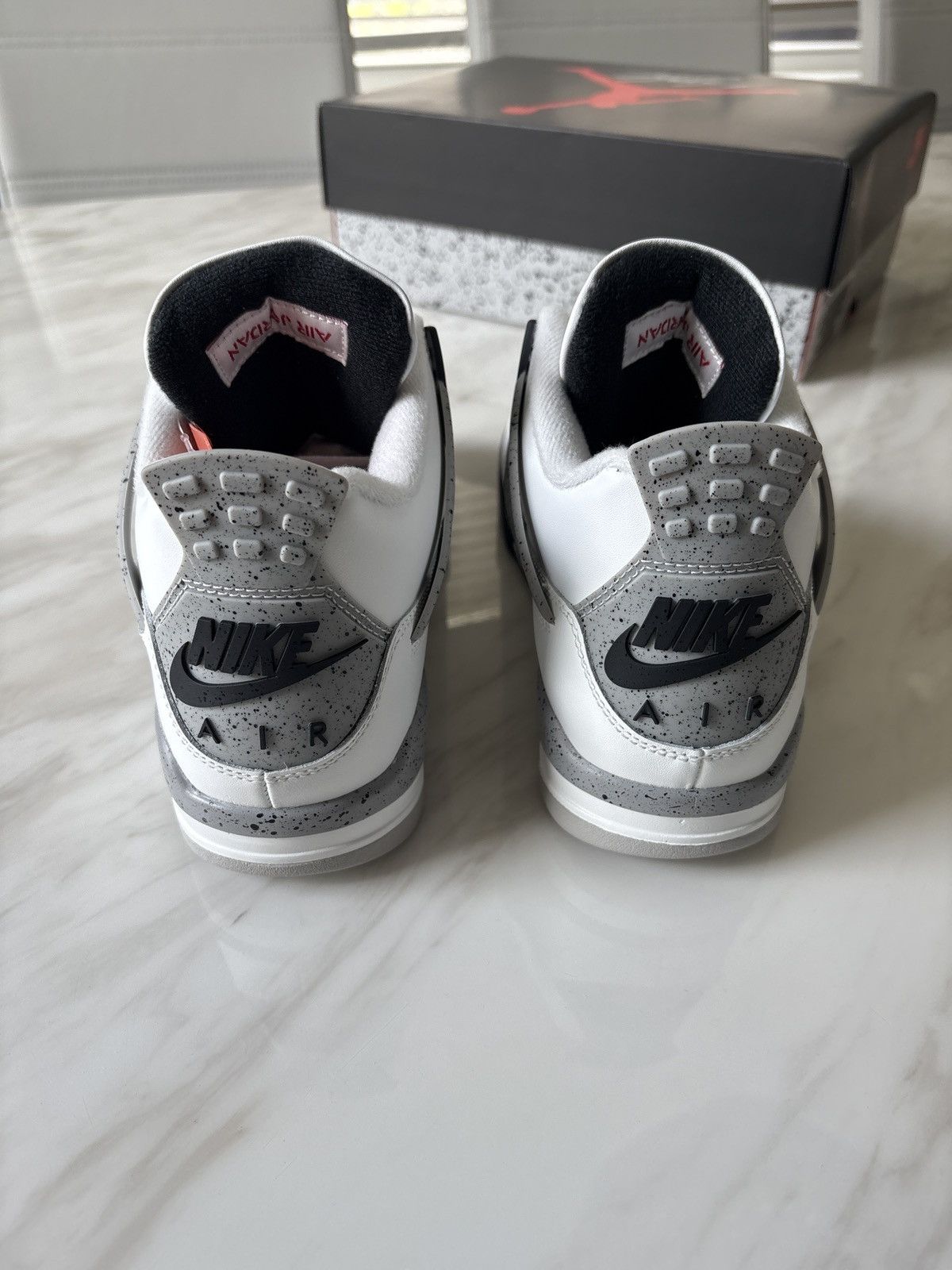 Jordan Brand × Nike Jordan 4 White Cement 2025 Size US 8 / EU 41 - 5 Thumbnail