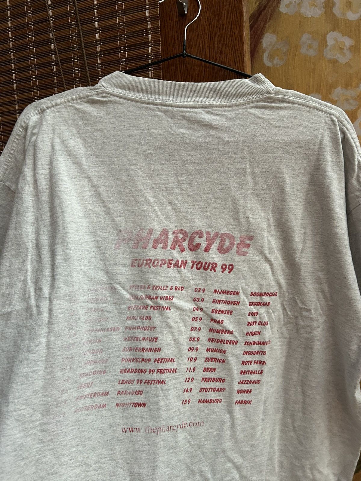 Rap Tees The Pharcyde European Tour 1999 T-Shirt Hip-Hop Rap Fatlip Size US XL / EU 56 / 4 - 4 Thumbnail