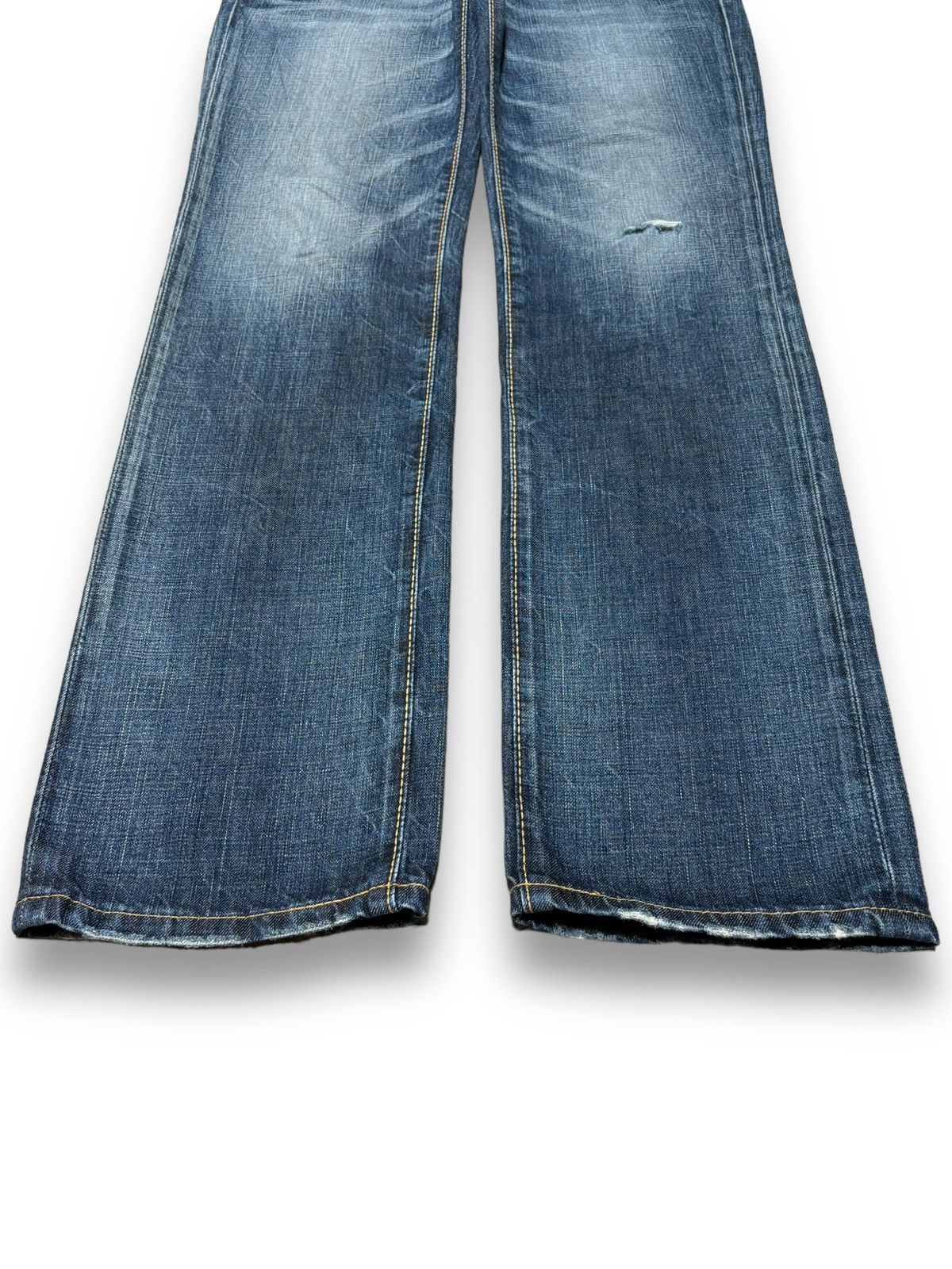 Levi's Vintage 90s Levis American Classic Blue Wash Ripped Jeans Size US 30 / EU 46 - 8 Thumbnail