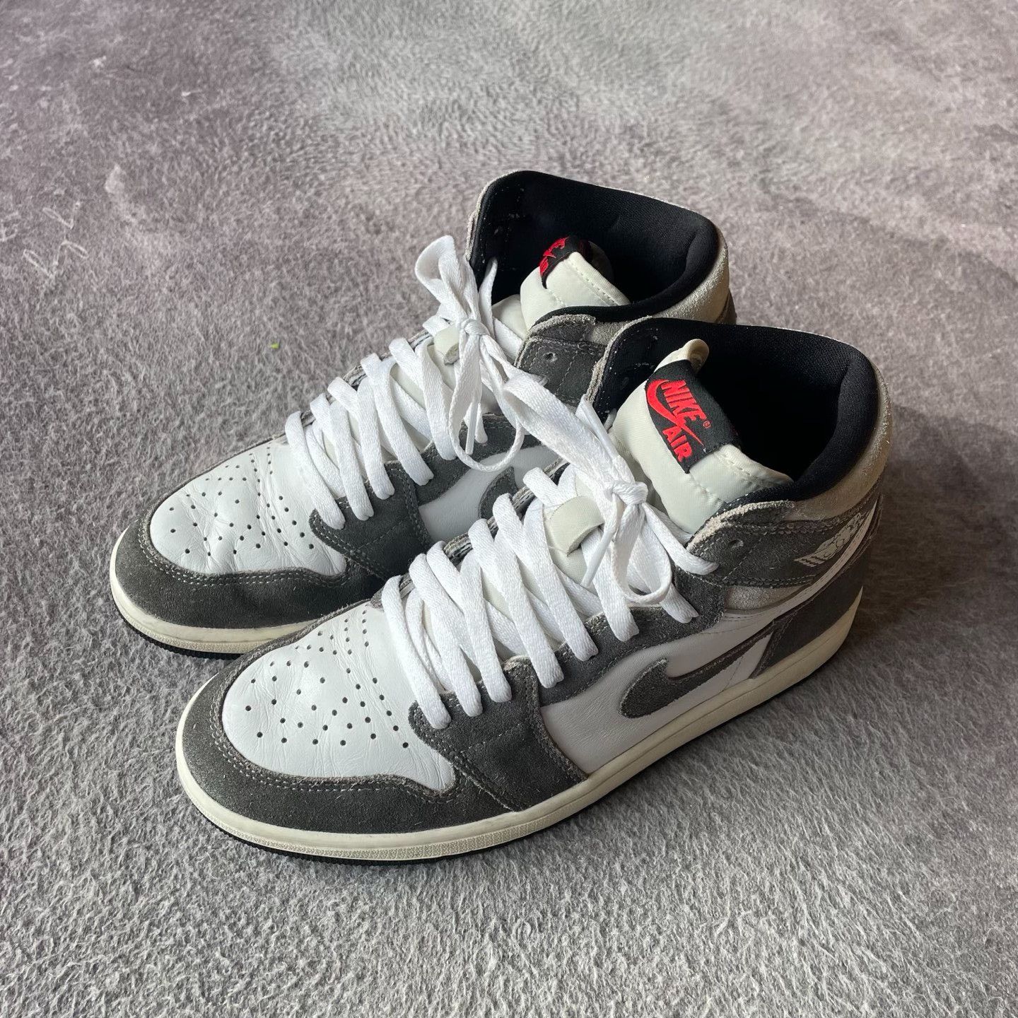 Nike Nike Retro Gray Lowtop Sneakers 43 Men Size US 10 / EU 43 - 1 Thumbnail