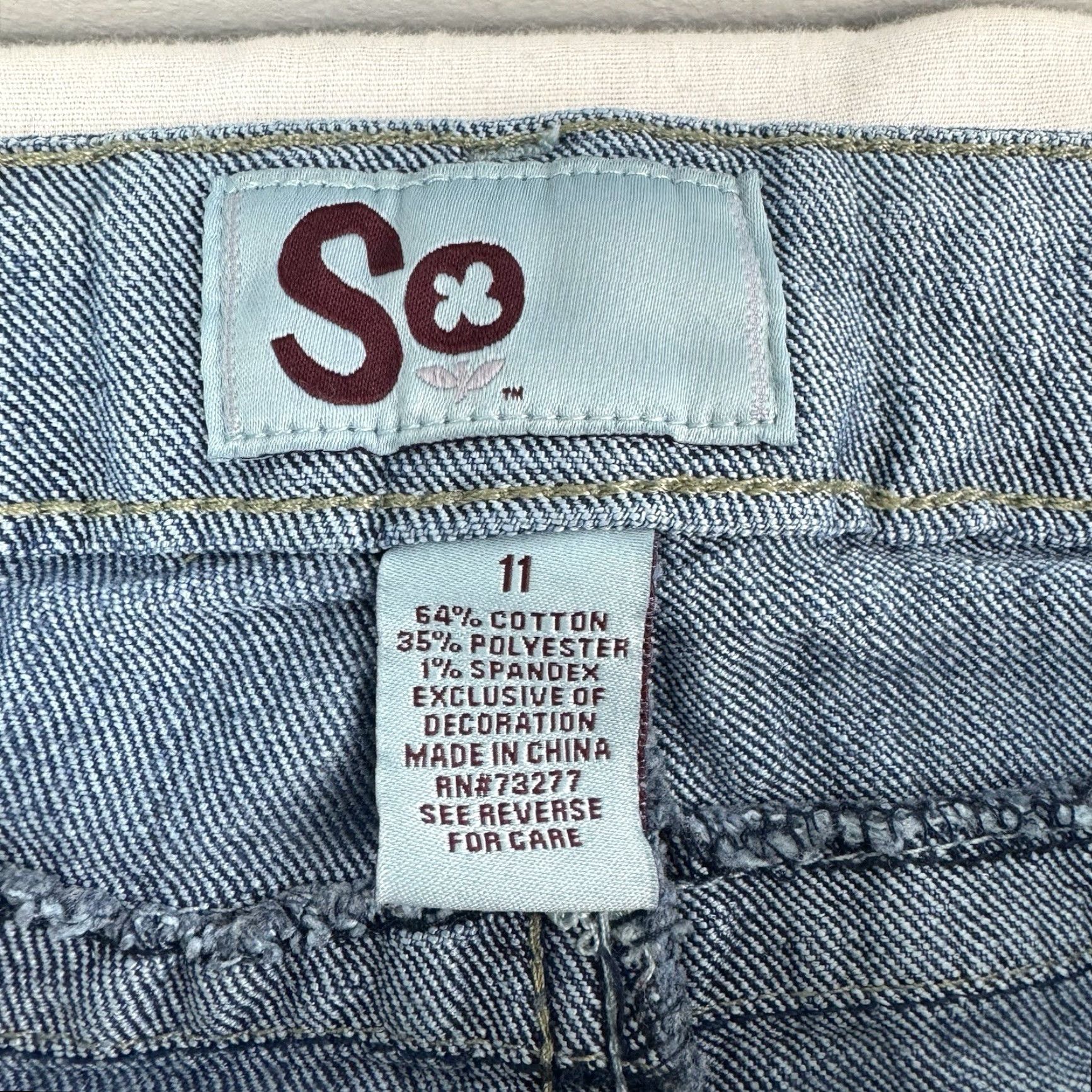 Vintage VINTAGE SO Jeans Bootcut Women’s 11 Mid Waist Hippie Hipster 2000s Blue Size 32" / US 10 / IT 46 - 4 Thumbnail