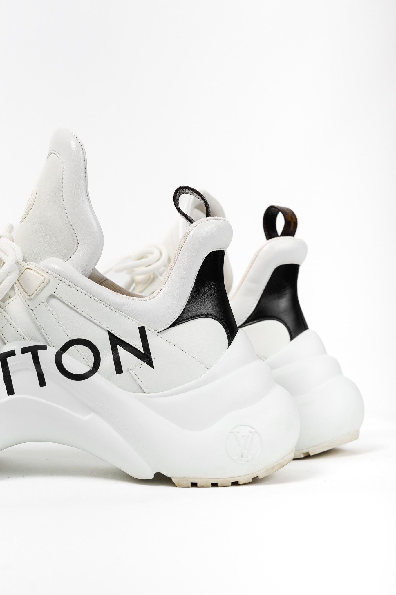 Louis Vuitton Louis Vuitton Archlight Signature Chunky Sneakers Size US 8 / EU 41 - 9 Thumbnail