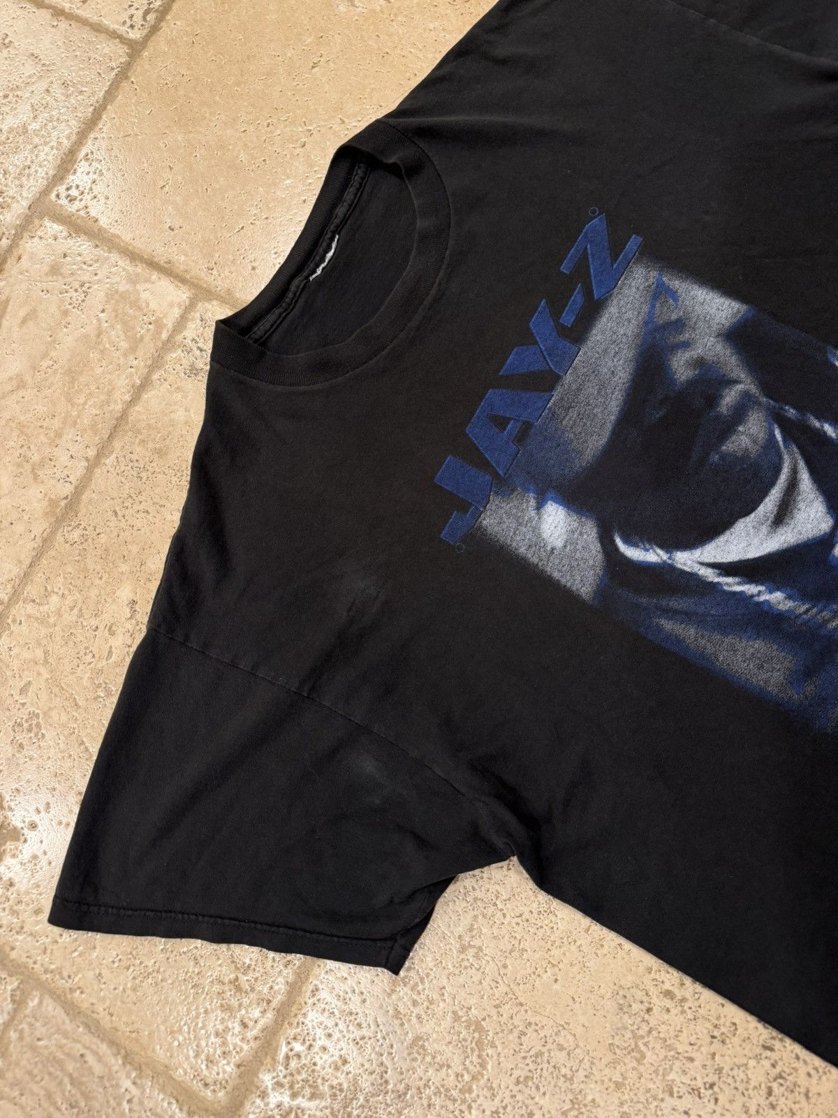 Vintage Vintage Jay Z 2002 Tour Faded Rap Tee Size US XL / EU 56 / 4 - 5 Thumbnail