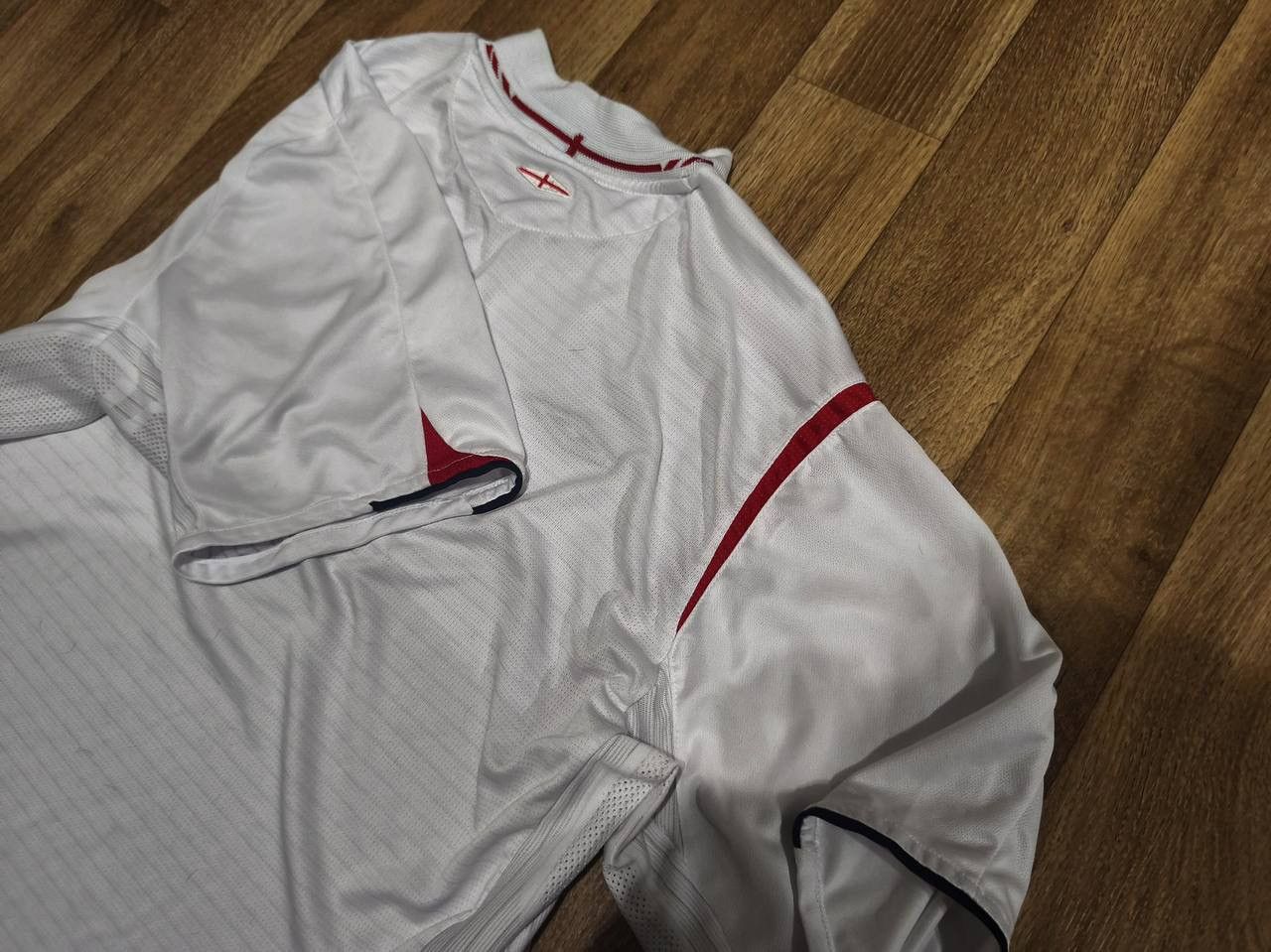 Umbro Vintage Umbro England National Football Team Jersey 2004 Size US L / EU 52-54 / 3 - 5 Thumbnail