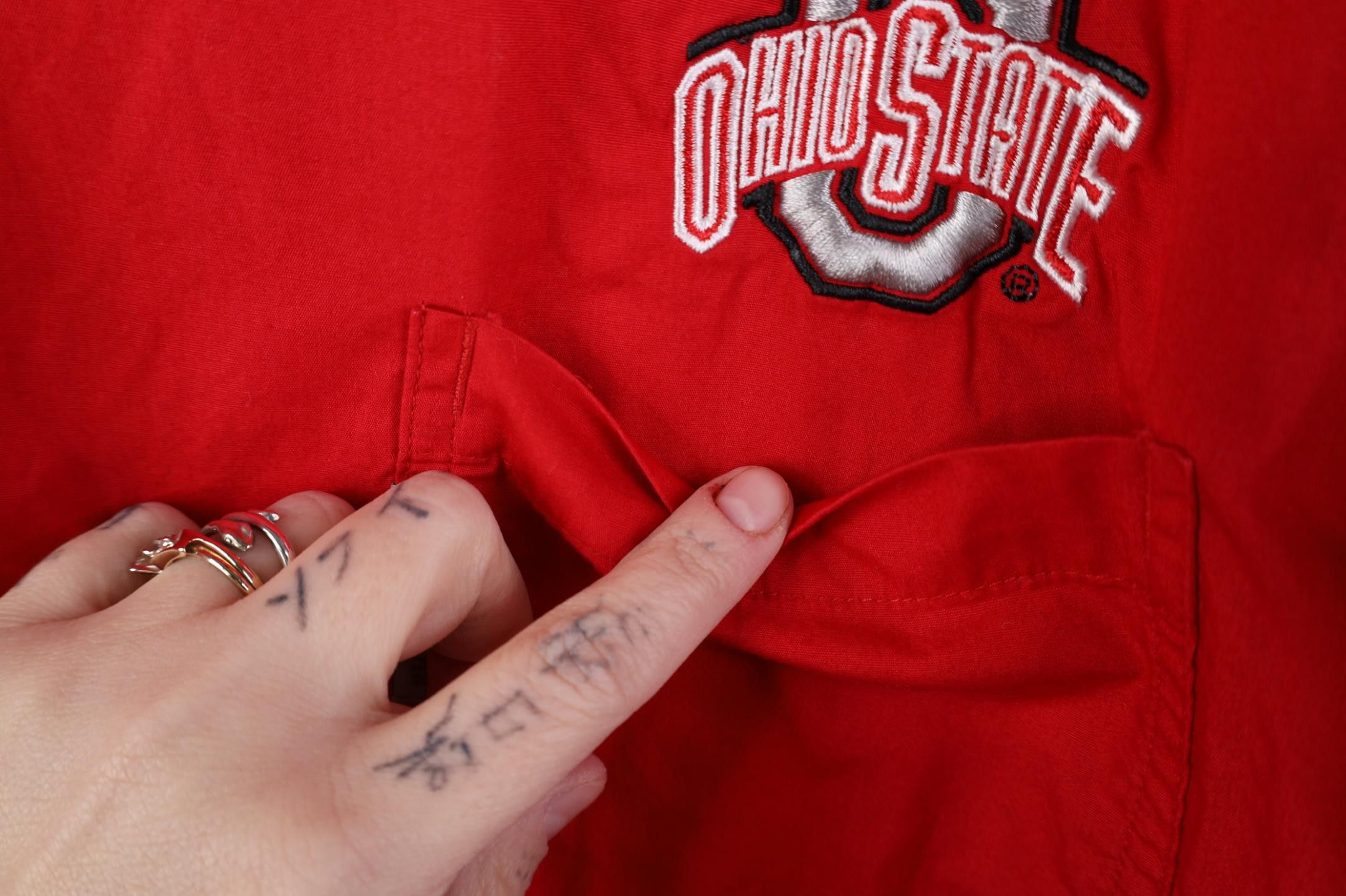 Columbia Columbia PHG Ohio State University Shooting Button Shirt Red Size US L / EU 52-54 / 3 - 6 Thumbnail