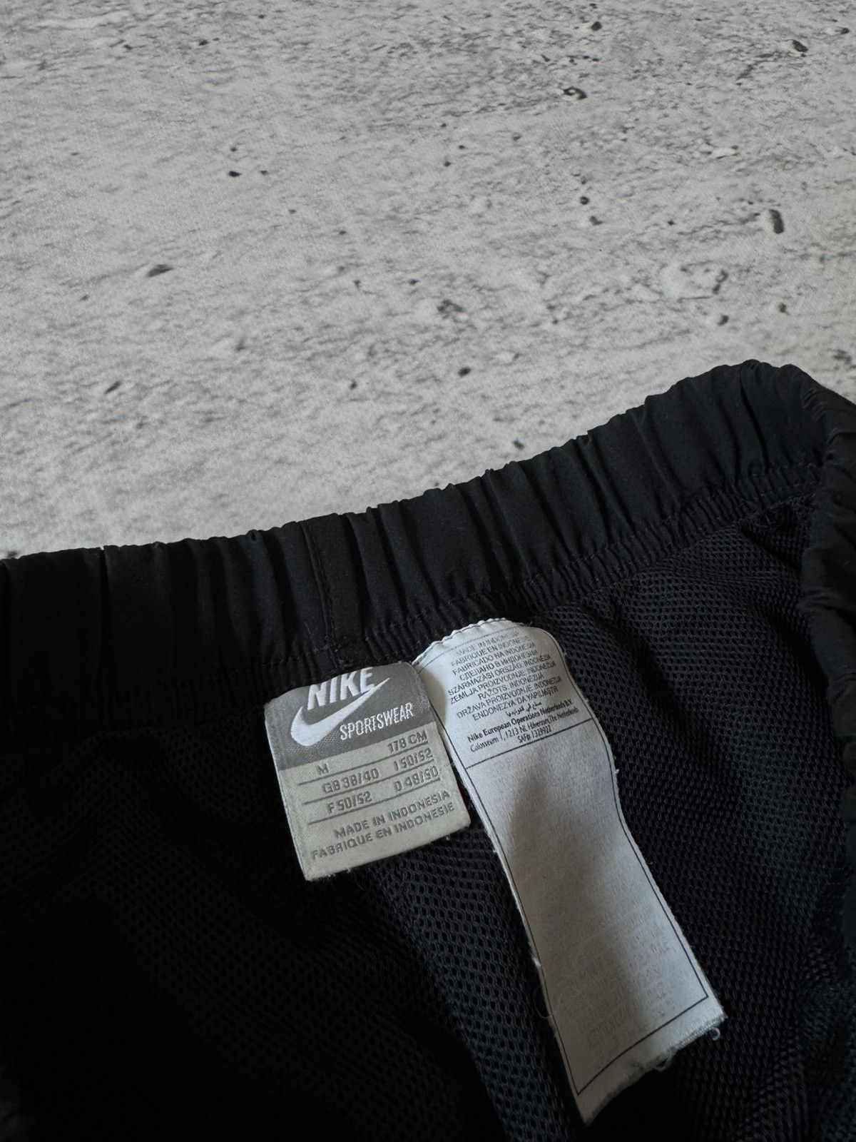 Nike × Vintage NIKE NYLON VINTAGE Y2K OVERSIZE BAGGY FIT PANTS SWEATPANTS Size US 32 / EU 48 - 6 Thumbnail