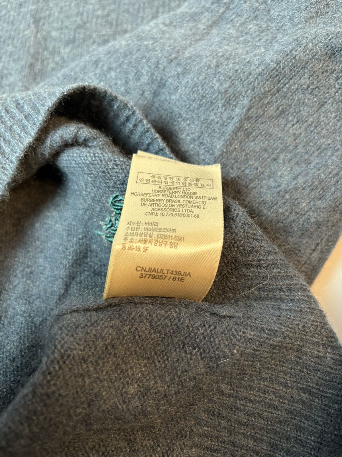 Burberry Burberry 100% cashmere L fits M sweater / pullover Size US L / EU 52-54 / 3 - 7 Thumbnail