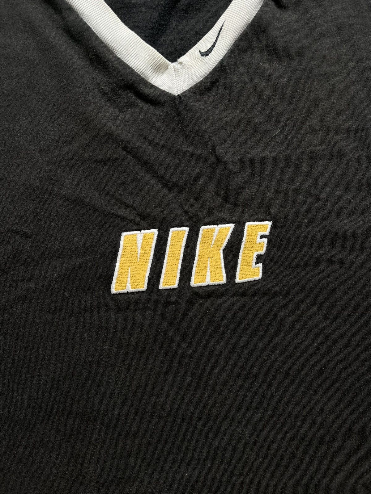 Nike 90’s NIKE SPELLOUT LOGO Y2K SWOOSH RETRO V-NECK SUNFADED TEE Size US XL / EU 56 / 4 - 2 Thumbnail