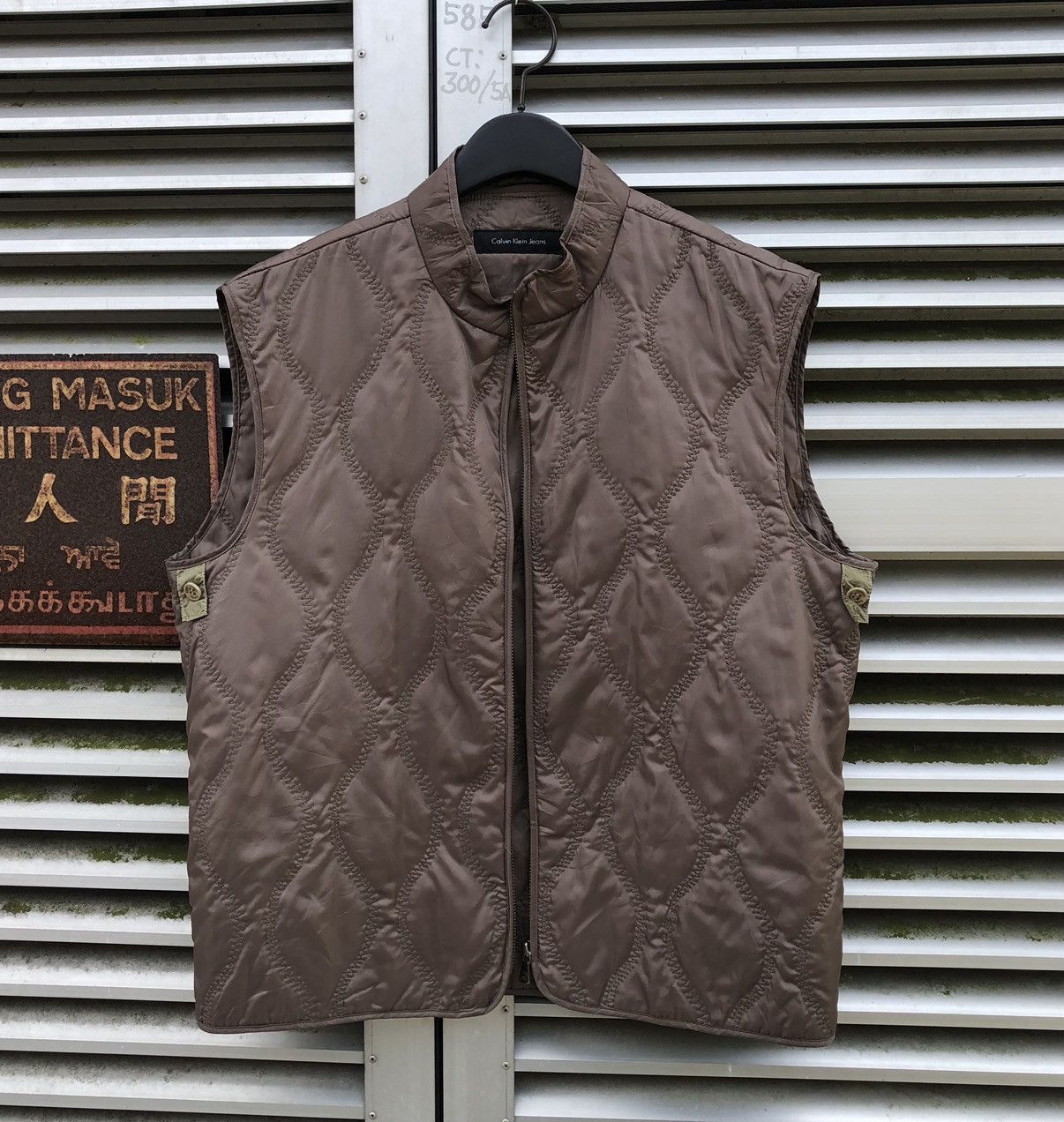 Calvin Klein Vintage Calvin Klein Jeans Nylon Faded Bomber Jacket Size US M / EU 48-50 / 2 - 4 Thumbnail
