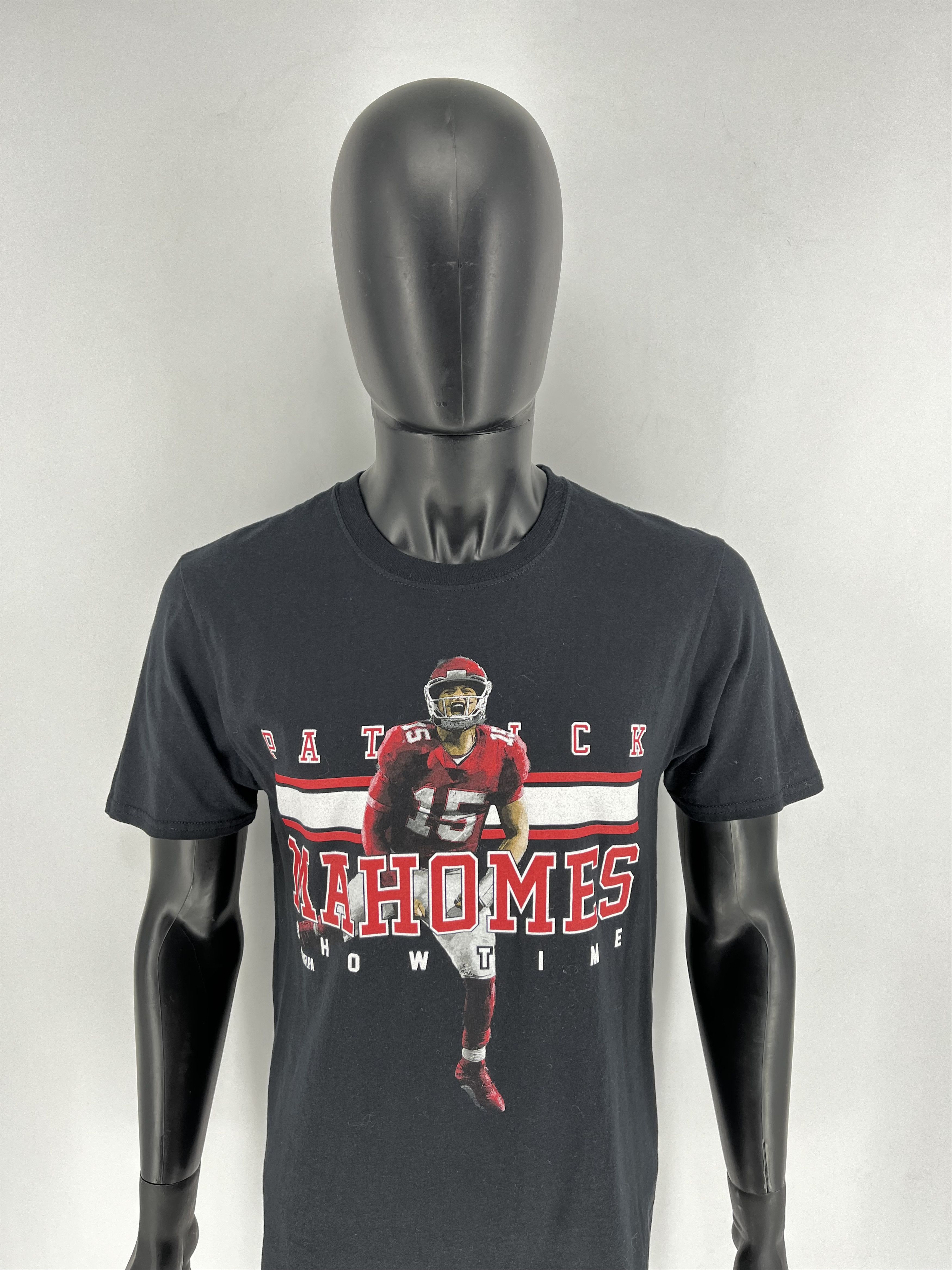 NFL PATRICK MAHOMES KANSAS CITY CHIEFS TSHIRT SHIRT NFL Football Size US M / EU 48-50 / 2 - 5 Thumbnail