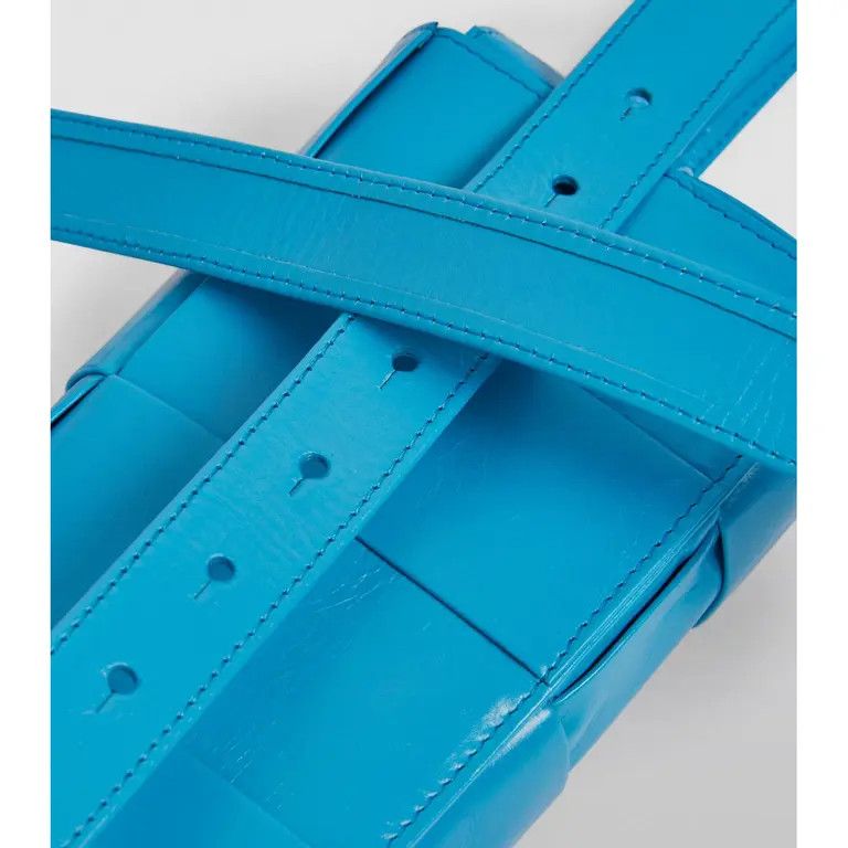 Bottega Veneta o1loc1c0325 Size: OS / 651053 Cassette Belt Bag in Blue Size ONE SIZE - 4 Thumbnail