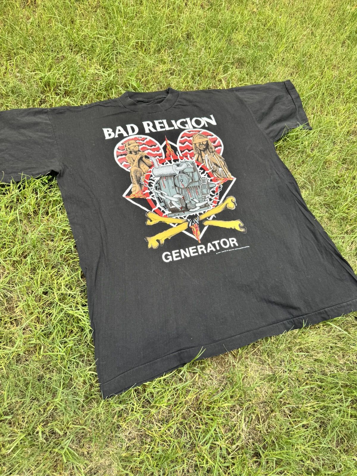 Vintage Vintage 1992 Bad Religion Generator Rock Bend T-Shirt Rare Size US XL / EU 56 / 4 - 3 Thumbnail