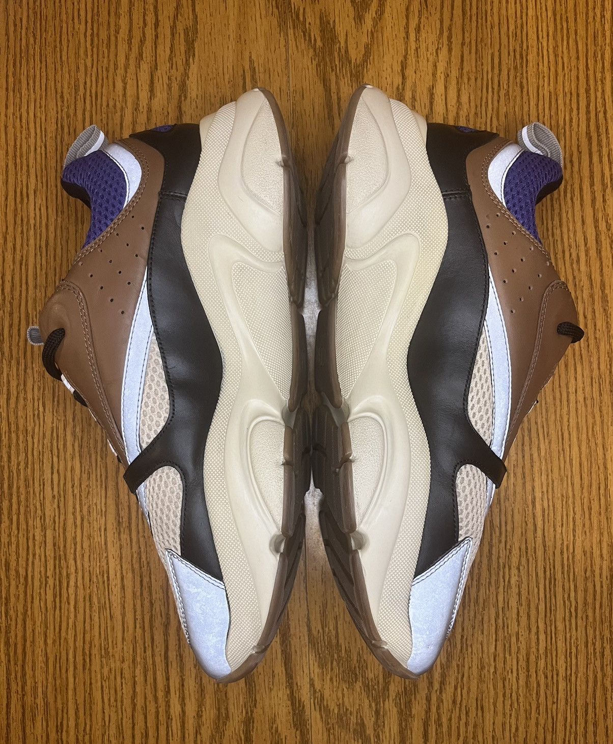 Dior Dior B22 Sneaker (Coffee/Violet) Size US 11 / EU 44 - 4 Thumbnail