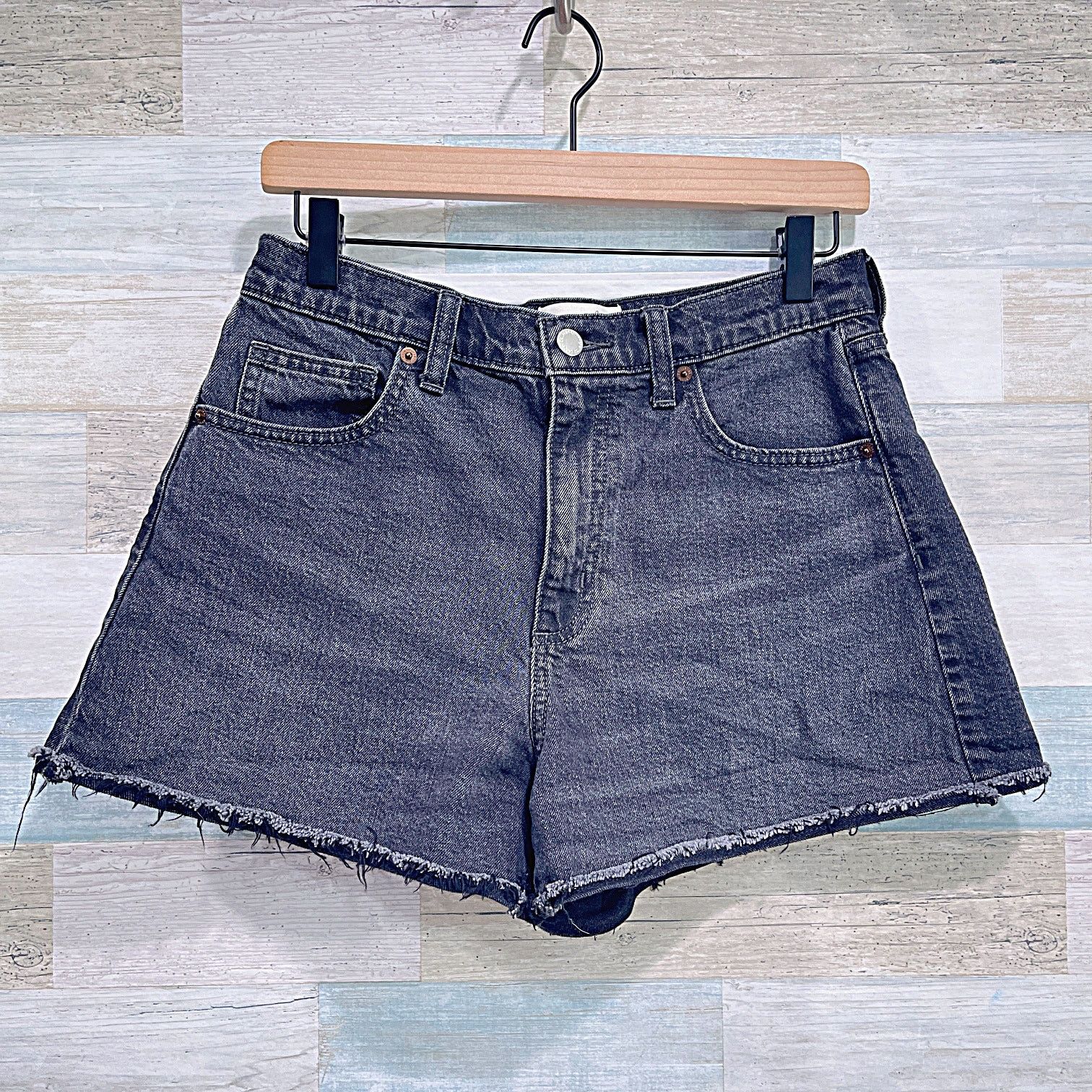 Target Basics UNIVERSAL THREAD 90s Cutoff Shorts Faded Black Womens 6 Size 28" / US 6 / IT 42 - 1 Thumbnail