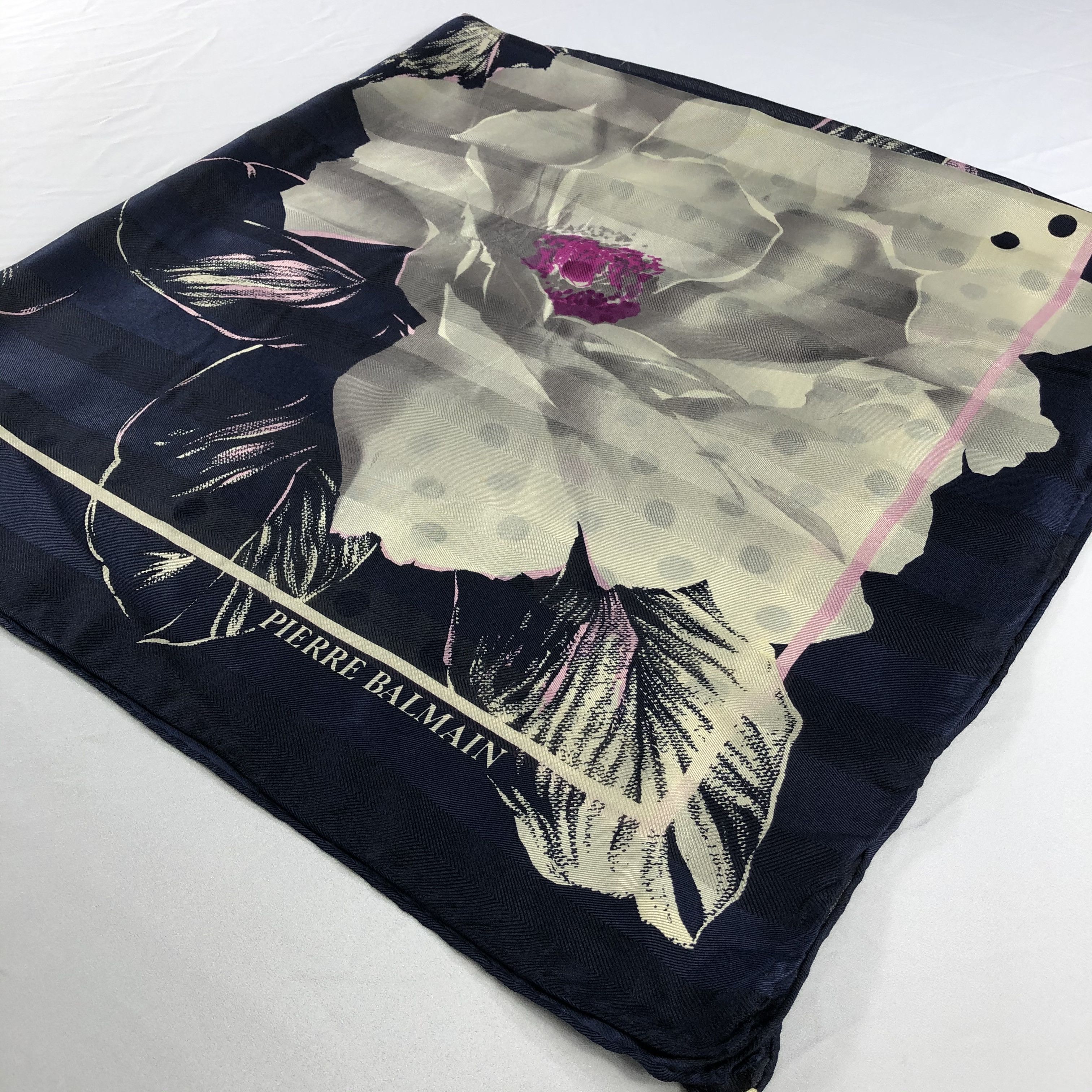 Pierre Balmain Pierre Balmain Silk Scarf Size ONE SIZE - 3 Thumbnail