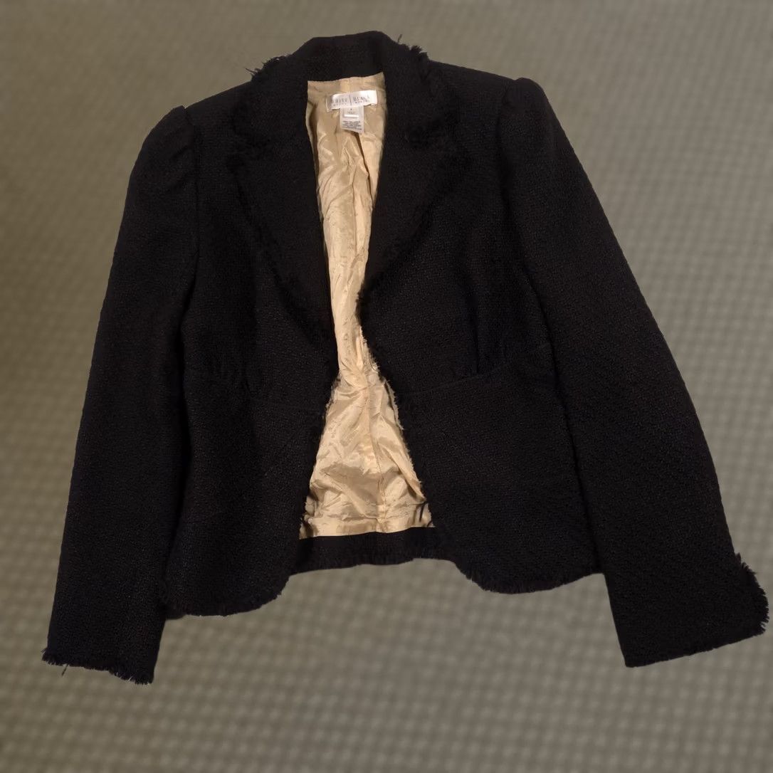 White House Black Market VINTAGE White House Black Market Blazer Womens 0 Black Boucle Fringe Career Jacket Size XS / US 0-2 / IT 36-38 - 1 Thumbnail