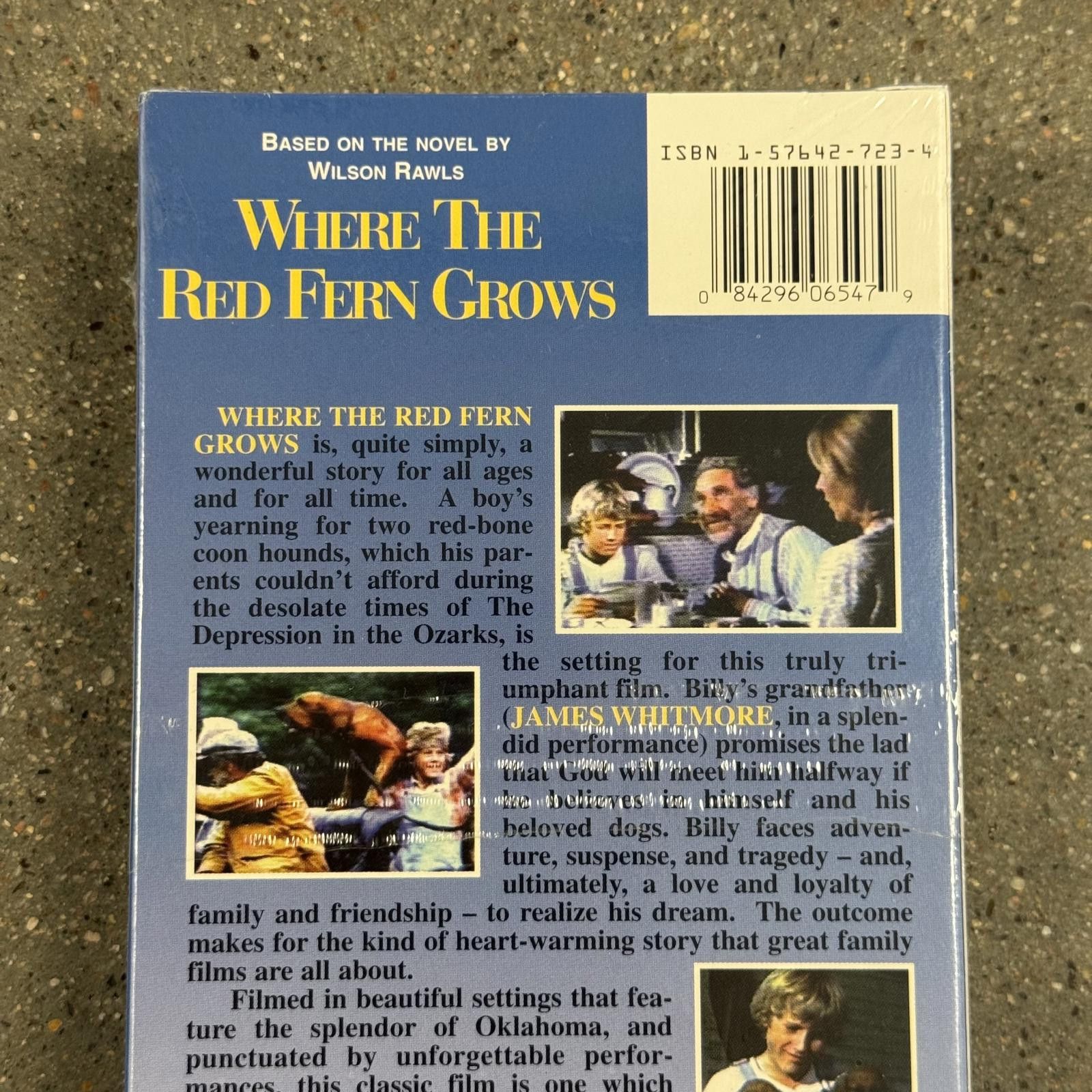 Designer RARE Where the Red Fern Grows VHS 1996 Tape SEALED DS Size ONE SIZE - 4 Thumbnail